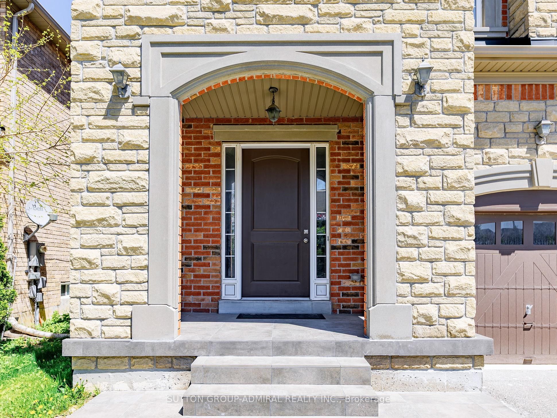 85 Coral Acres Drive, Vaughan, ON L6A 4K8 photo 3