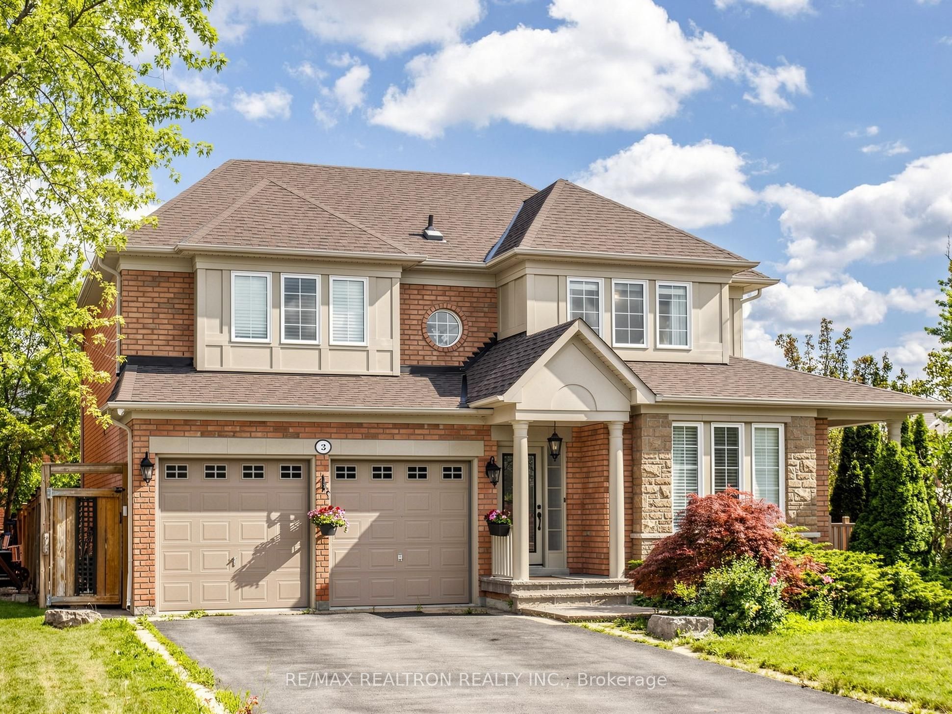 3 Lisa Brown Court, Richmond Hill, ON L4E 4K9 photo 4
