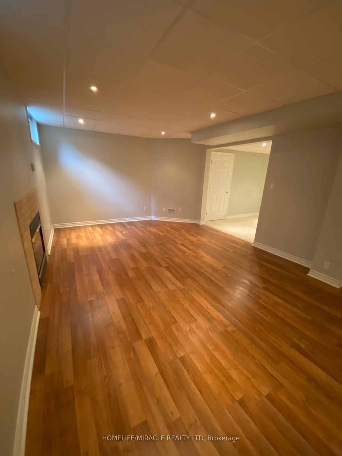 46 Chatsworth Court Basement, Vaughan, ON L4L 7E9 photo 4