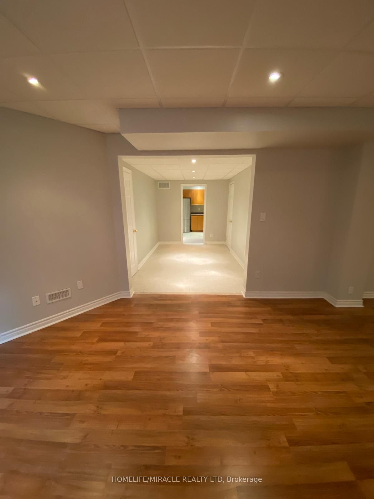 46 Chatsworth Court Basement, Vaughan, ON L4L 7E9 photo 5