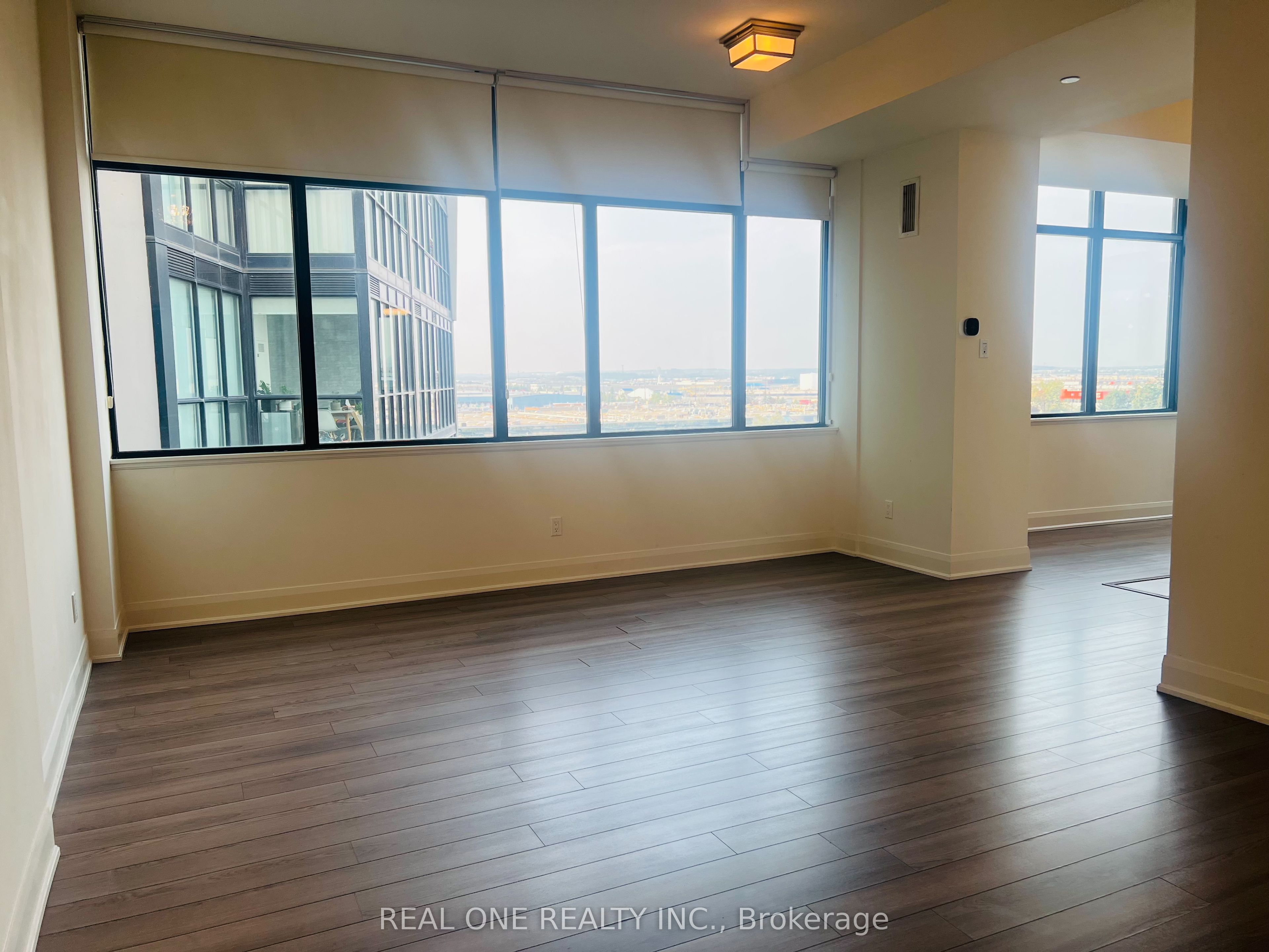 2900 Highway 7 West N/A 505, Vaughan, ON L4K 0G3 photo 5