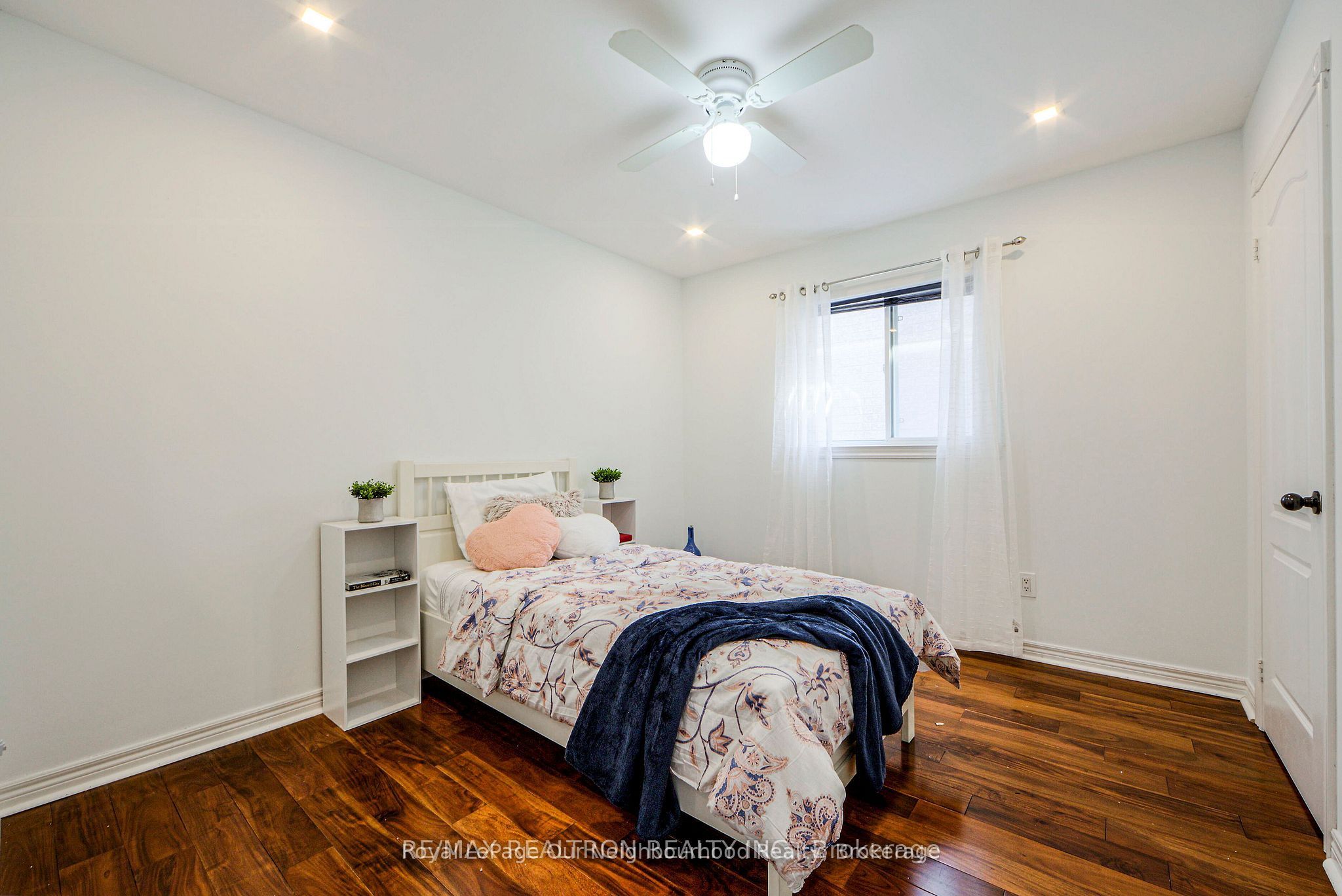 269 Treasure Road E Upper, Vaughan, ON L6A 3K8 photo 2