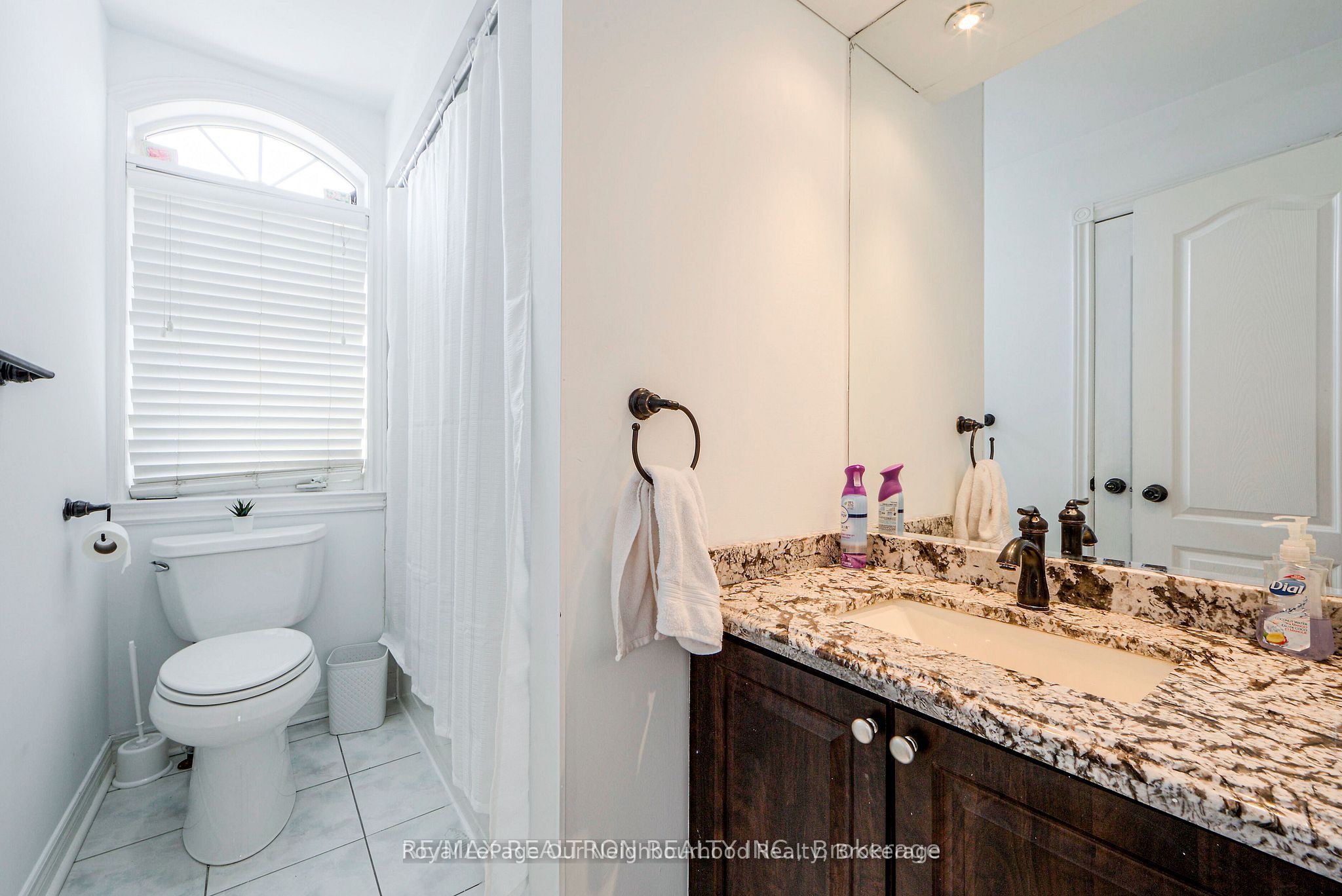 269 Treasure Road E Upper, Vaughan, ON L6A 3K8 photo 4