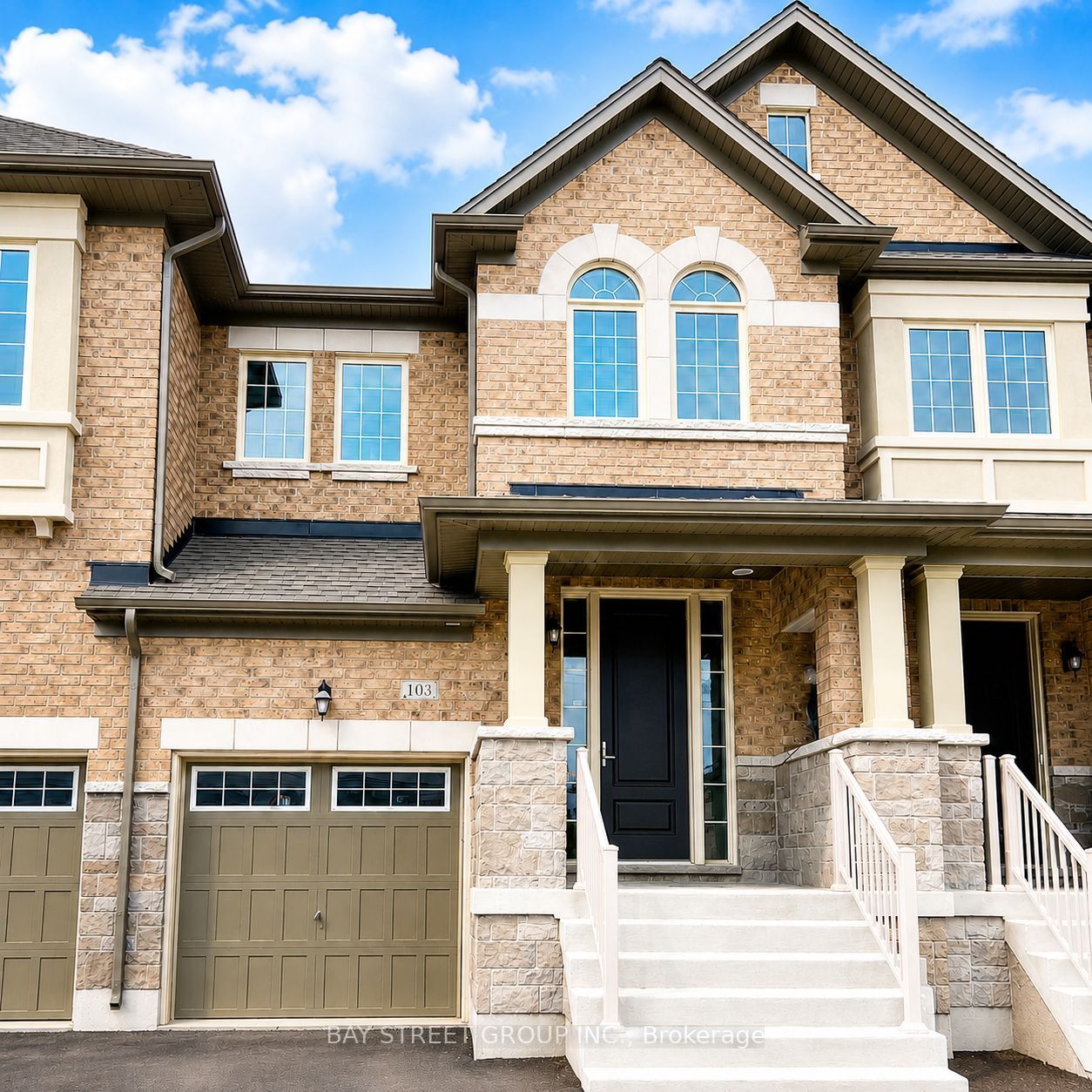 103 Drizzel Crescent, Richmond Hill, ON L4E 0G9