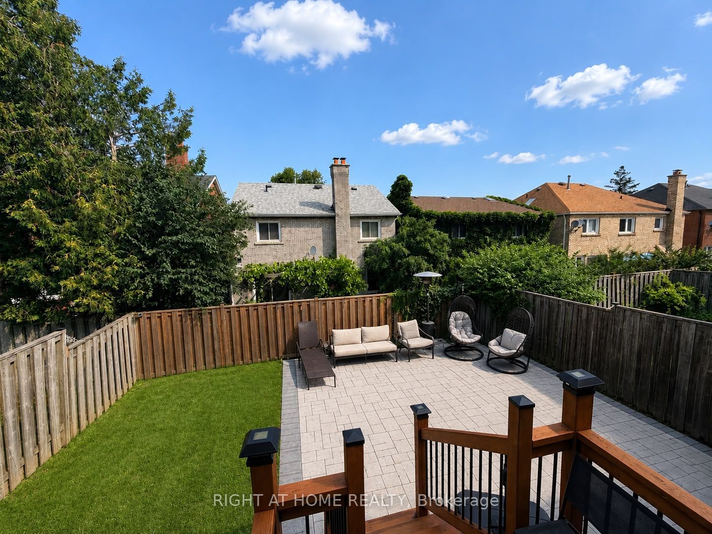 42 Jessica Gardens, Vaughan, ON L4J 3G2 photo 2