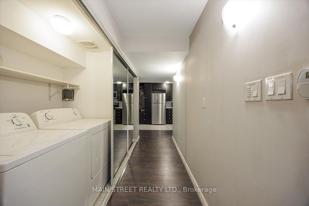 10 Usherwood Street Basement, Aurora, ON L4G 7W6 photo 4