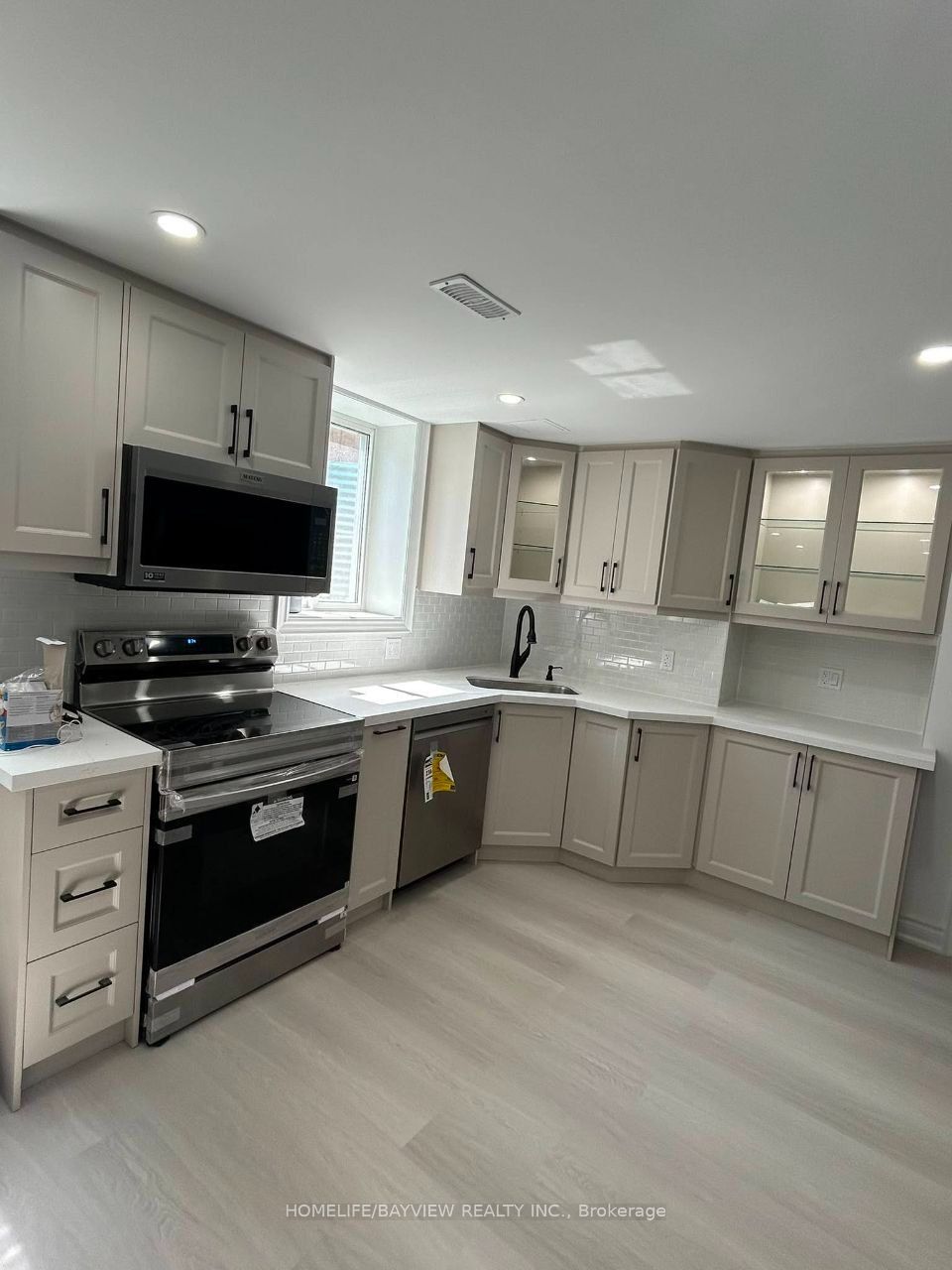 22 Hodgson Road Basement, Bradford West Gwillimbury, ON L3Z 0V4 photo 2