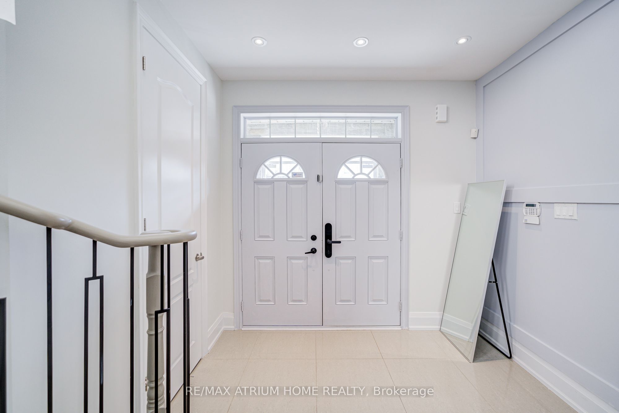 59 Gorman Avenue, Vaughan, ON L4H 0Z6 photo 3