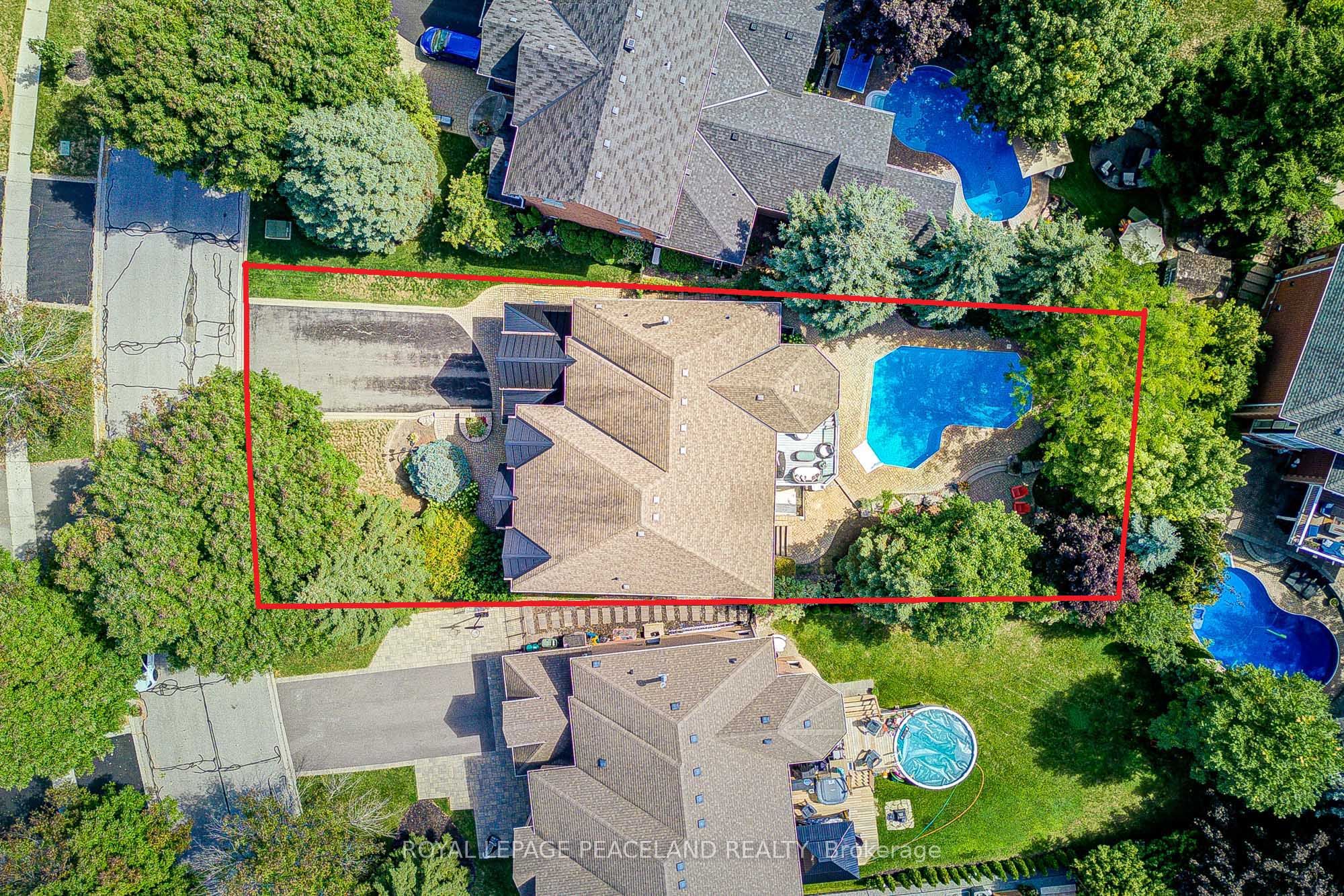 709 Highland Blade Road, Newmarket, ON L3X 1P3 photo 3