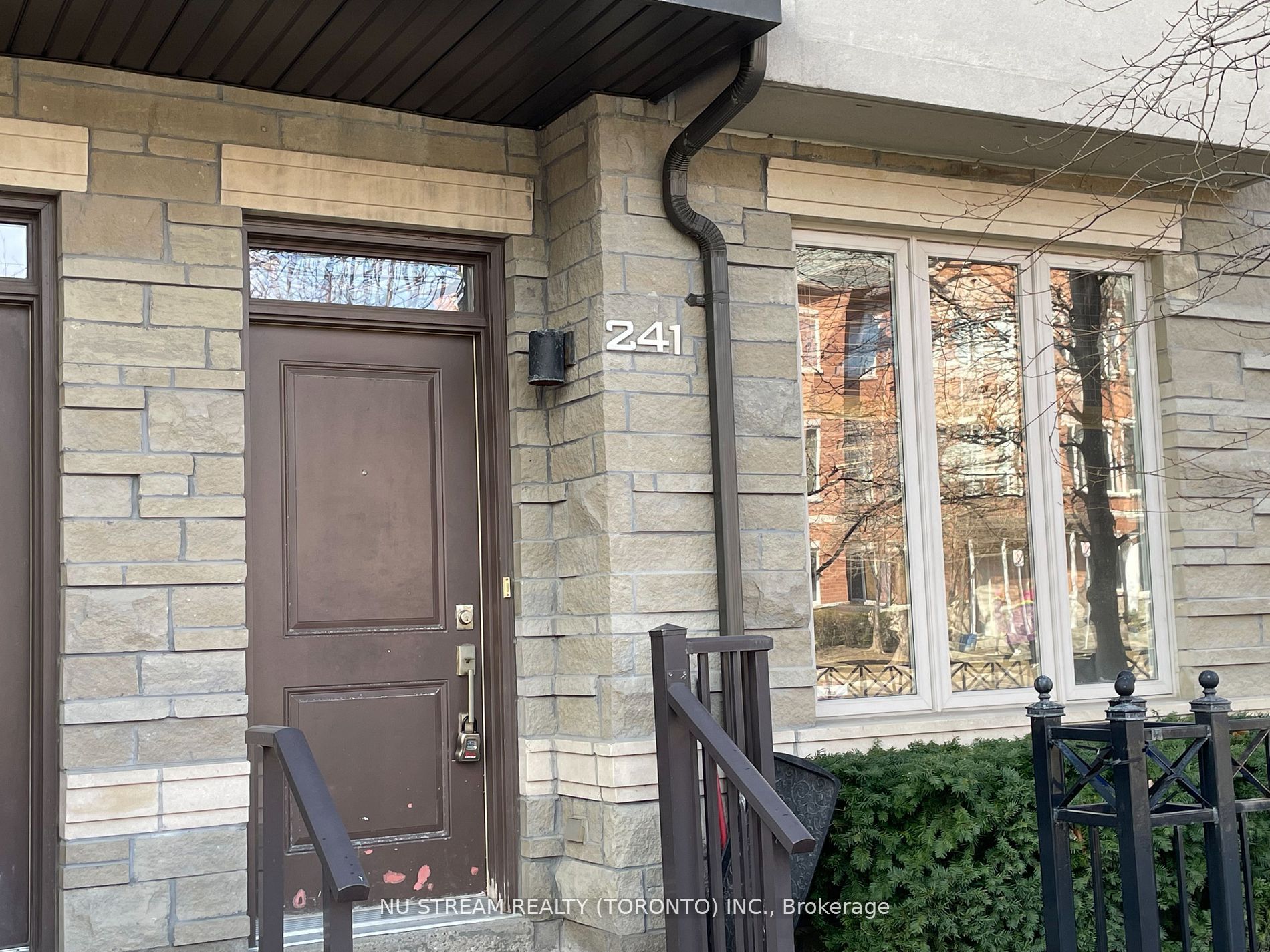 241 South Park Road, Markham, ON L3T 0B6 photo 2