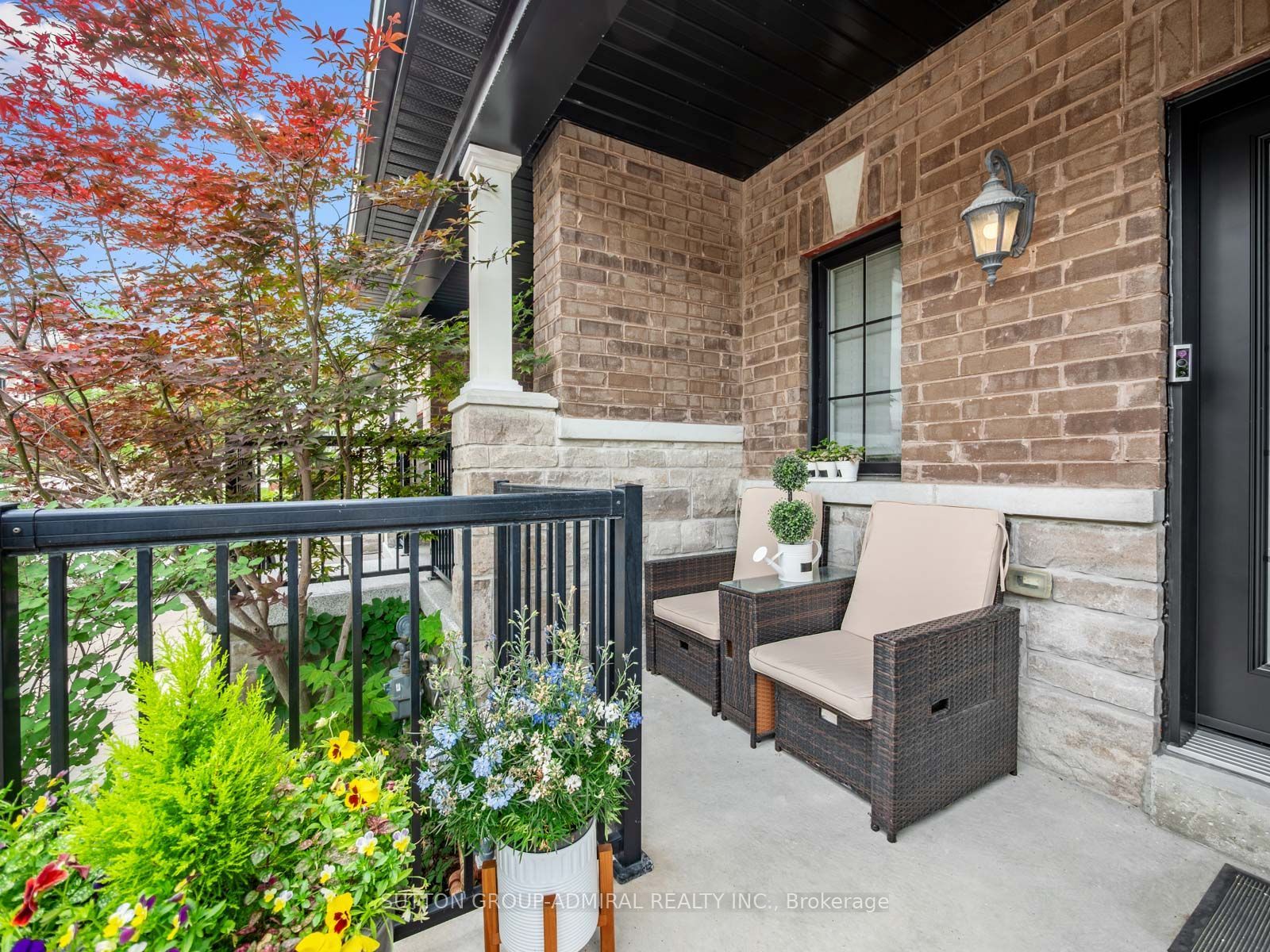 16 Charmuse Lane, East Gwillimbury, ON L9N 0N7 photo 3