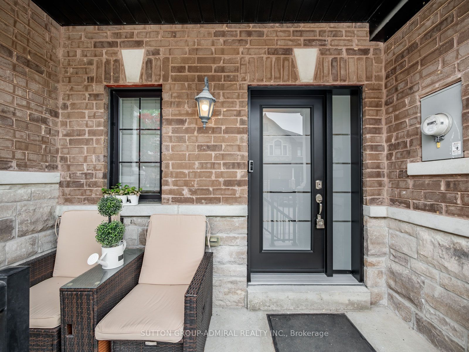 16 Charmuse Lane, East Gwillimbury, ON L9N 0N7 photo 4