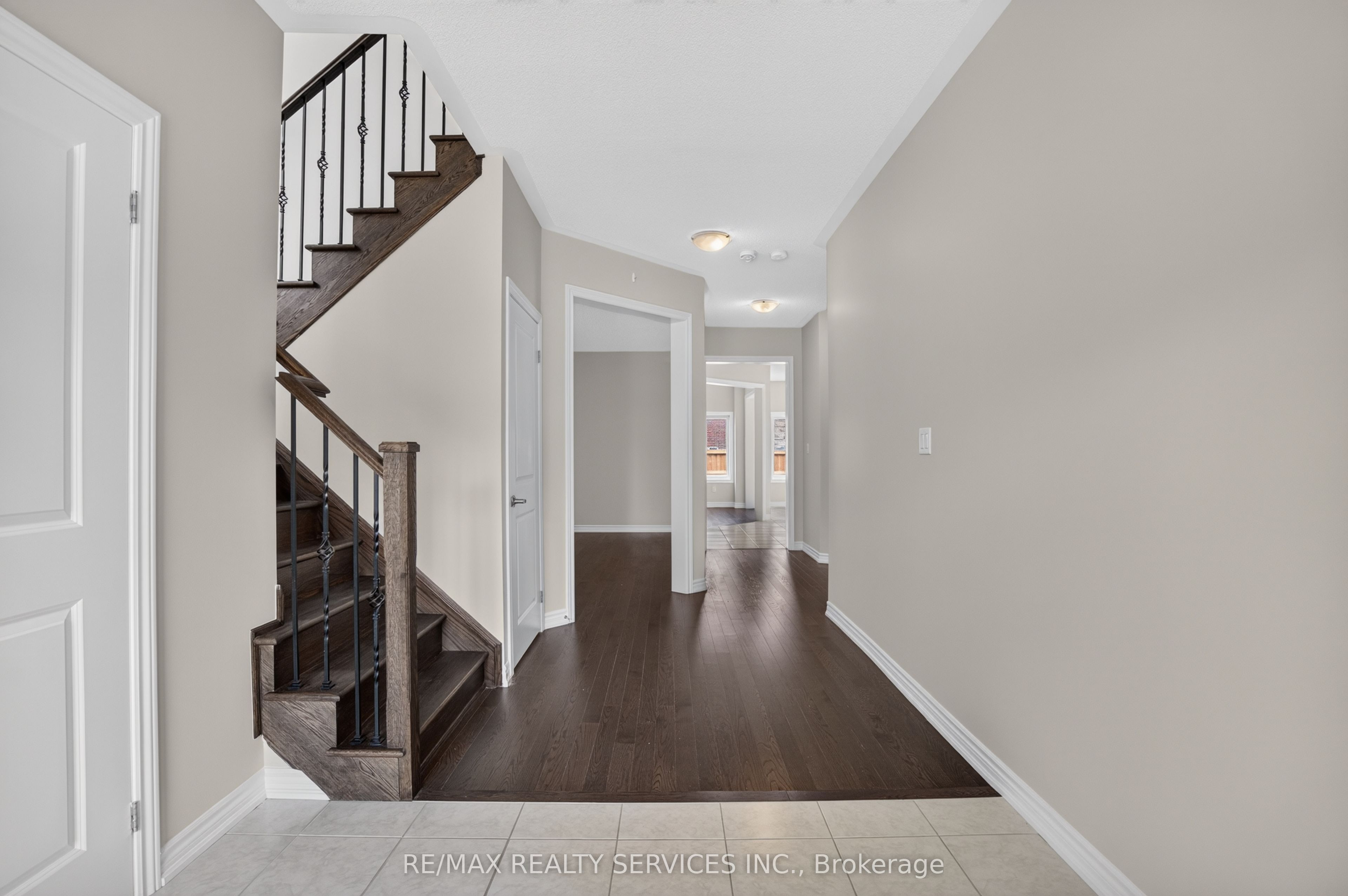 1182 Corby Way, Innisfil, ON L9S 0R1 photo 5