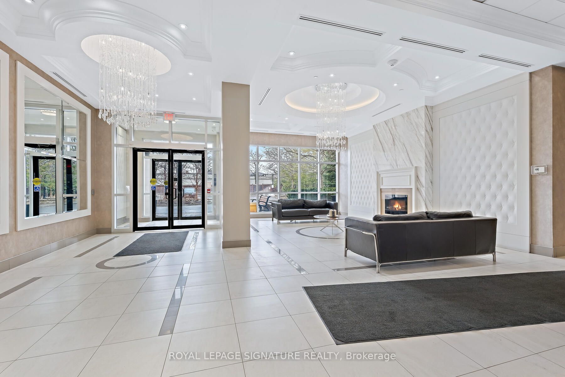 2396 Major Mackenzie Drive W 220, Vaughan, ON L6A 4Y1 photo 3