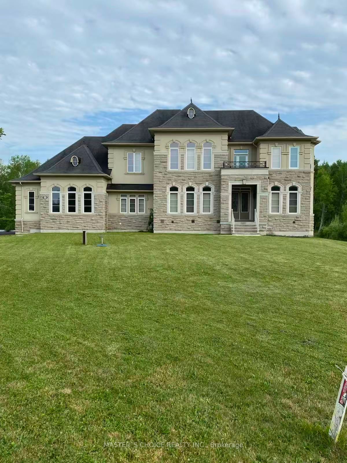 245 Pine Hill Road, Bradford West Gwillimbury, ON L3Z 0H1 photo 2