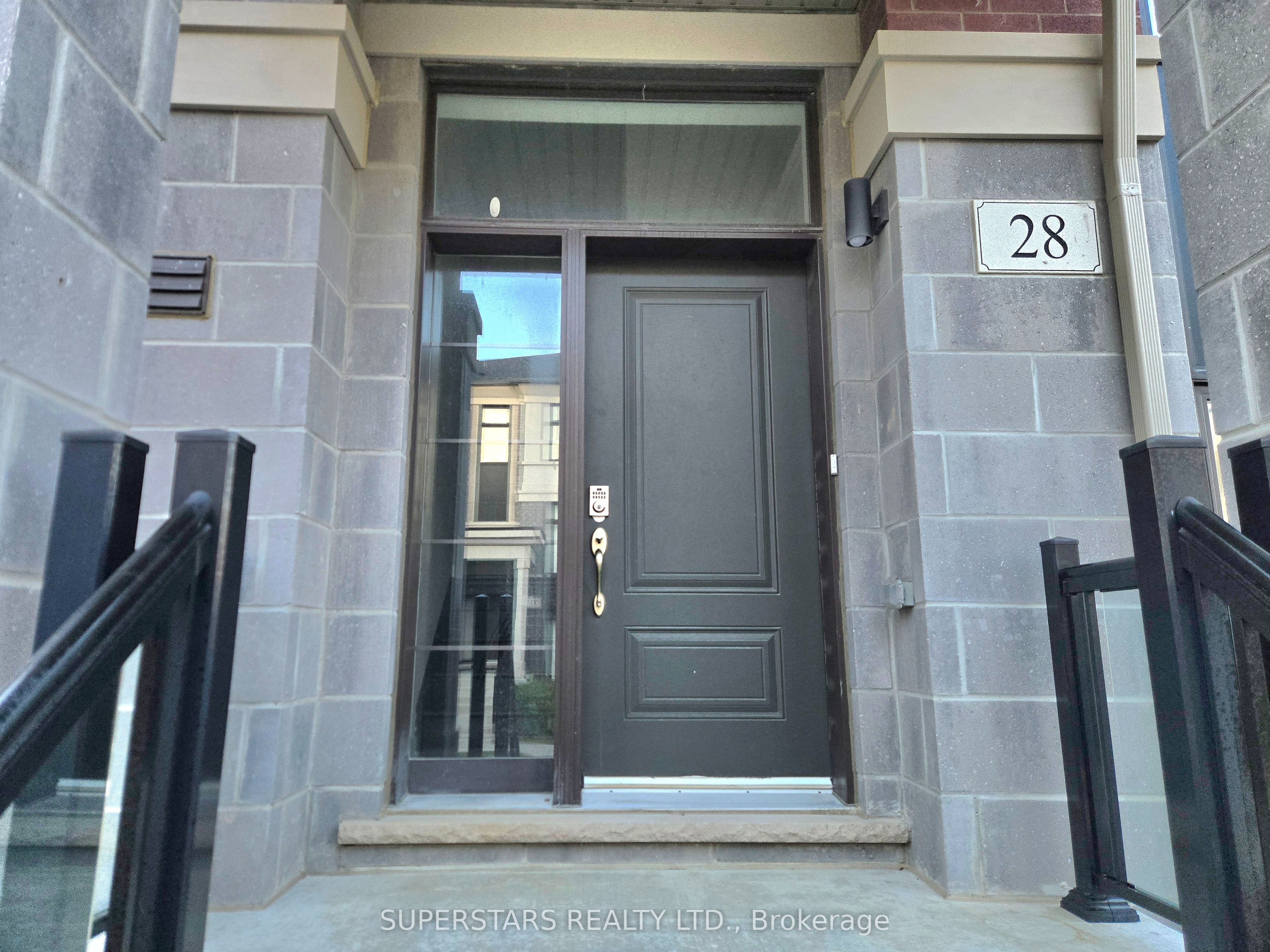 28 Armillo Place, Markham, ON L6E 0V4 photo 4