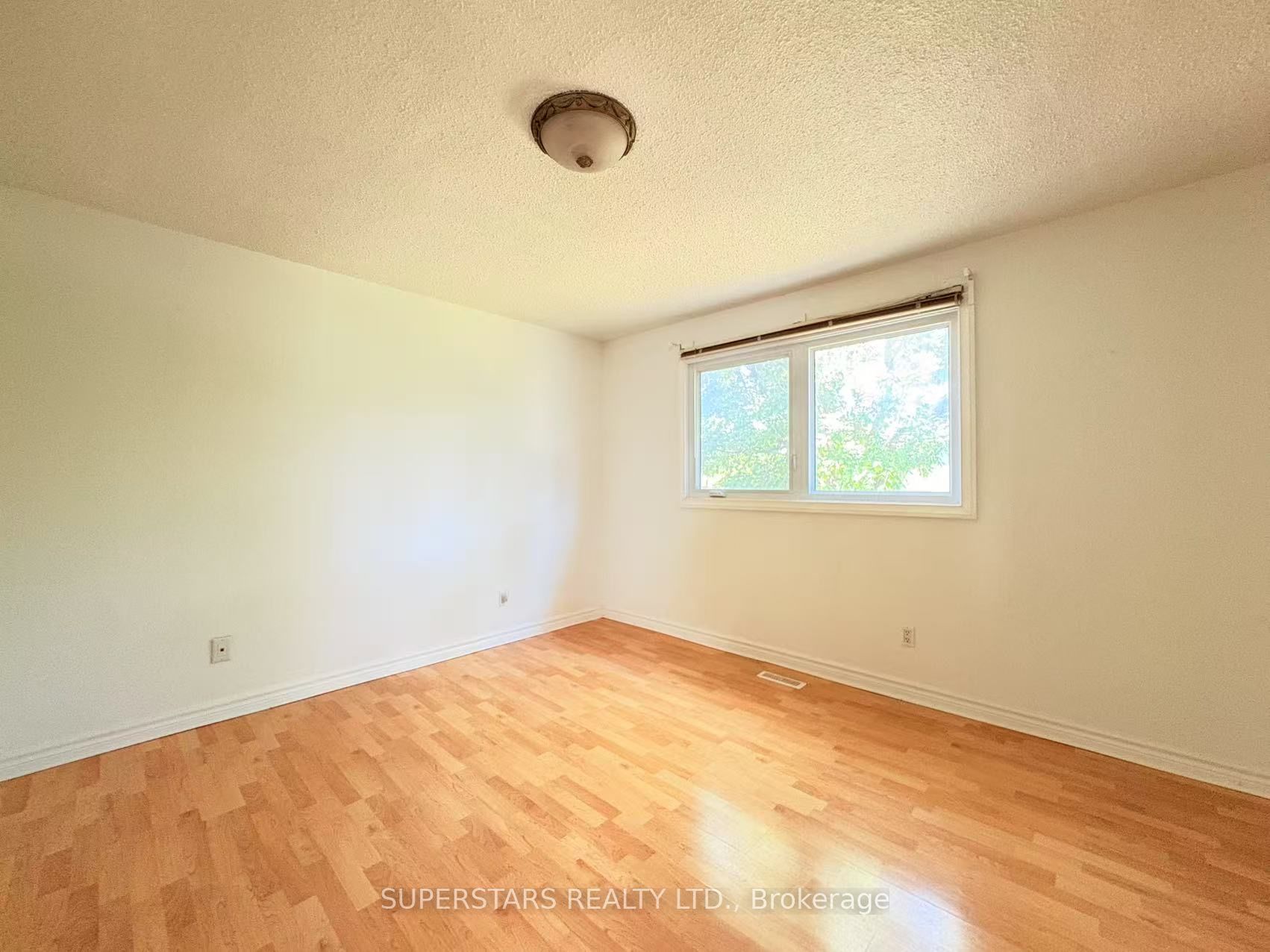 289 Plymouth Trail, Newmarket, ON L3Y 6G6 photo 4