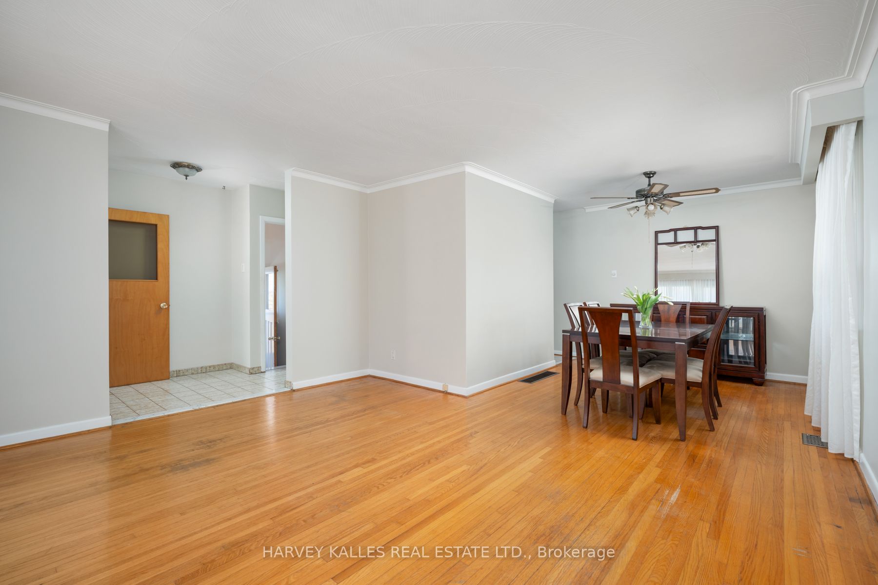 133 Wood Lane, Richmond Hill, ON L4C 4W2 photo 4