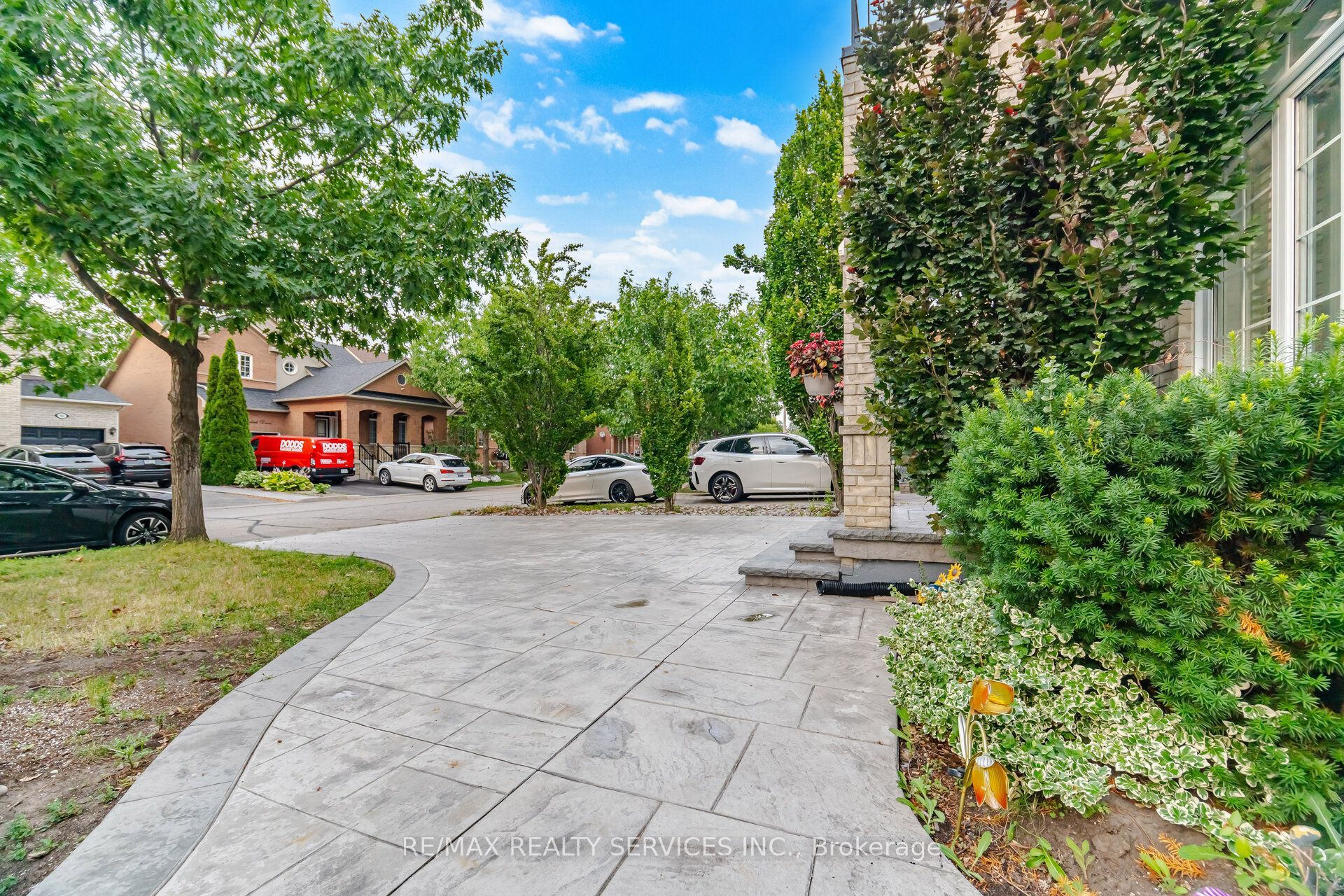 45 Skylark Drive, Vaughan, ON L4H 2C3 photo 4