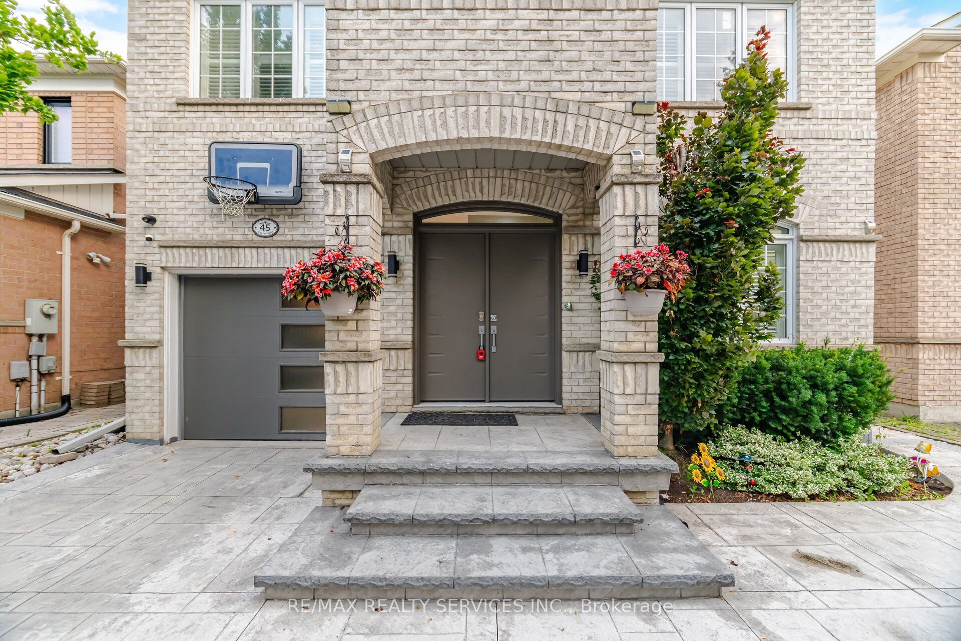 45 Skylark Drive, Vaughan, ON L4H 2C3 photo 5