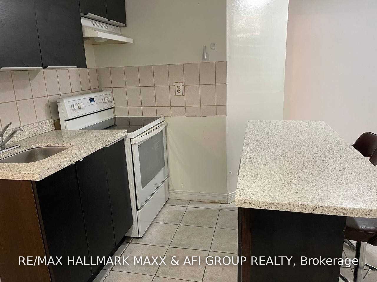 151 Kersey Crescent Bsmnt, Richmond Hill, ON L4C 8X9 photo 4