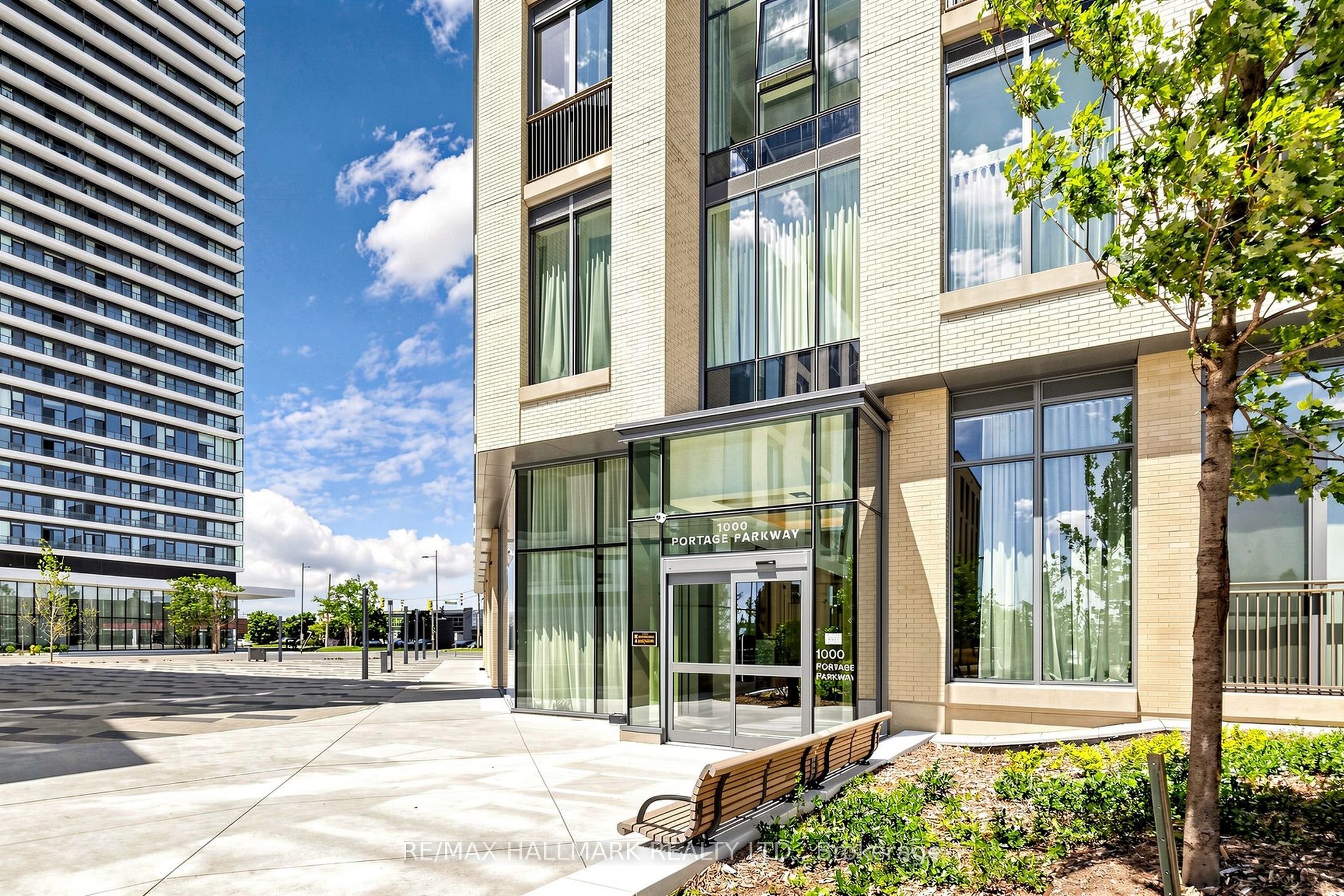 1000 Portage Parkway N 3302, Vaughan, ON L4K 0L1 photo 4