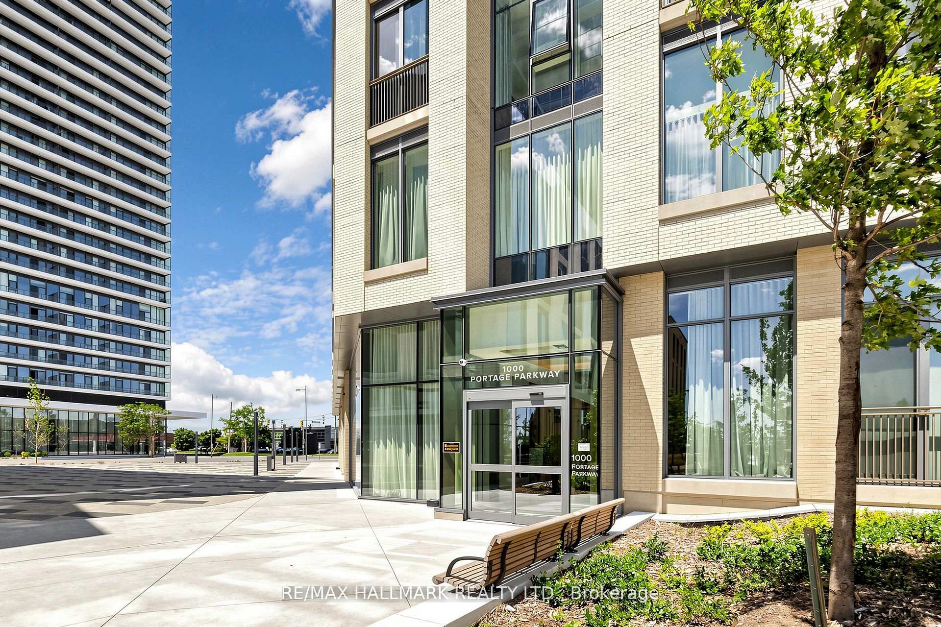 1000 Portage Parkway N 3302, Vaughan, ON L4K 0L1 photo 5