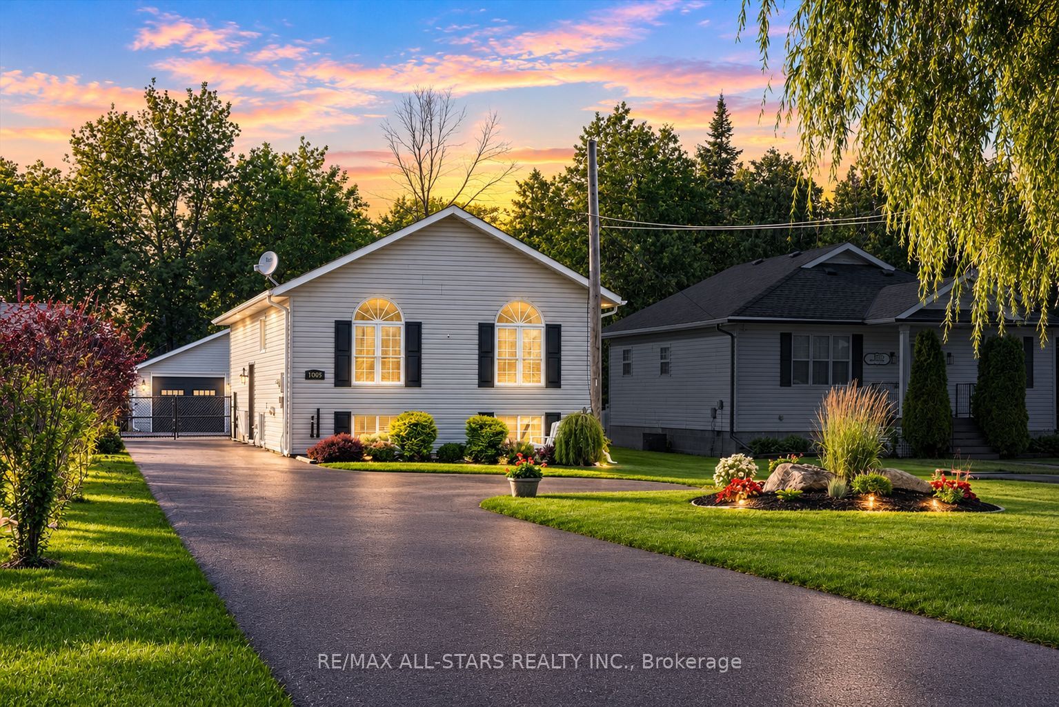 1008 Metro Road N, Georgina, ON L4P 3E9 photo 3