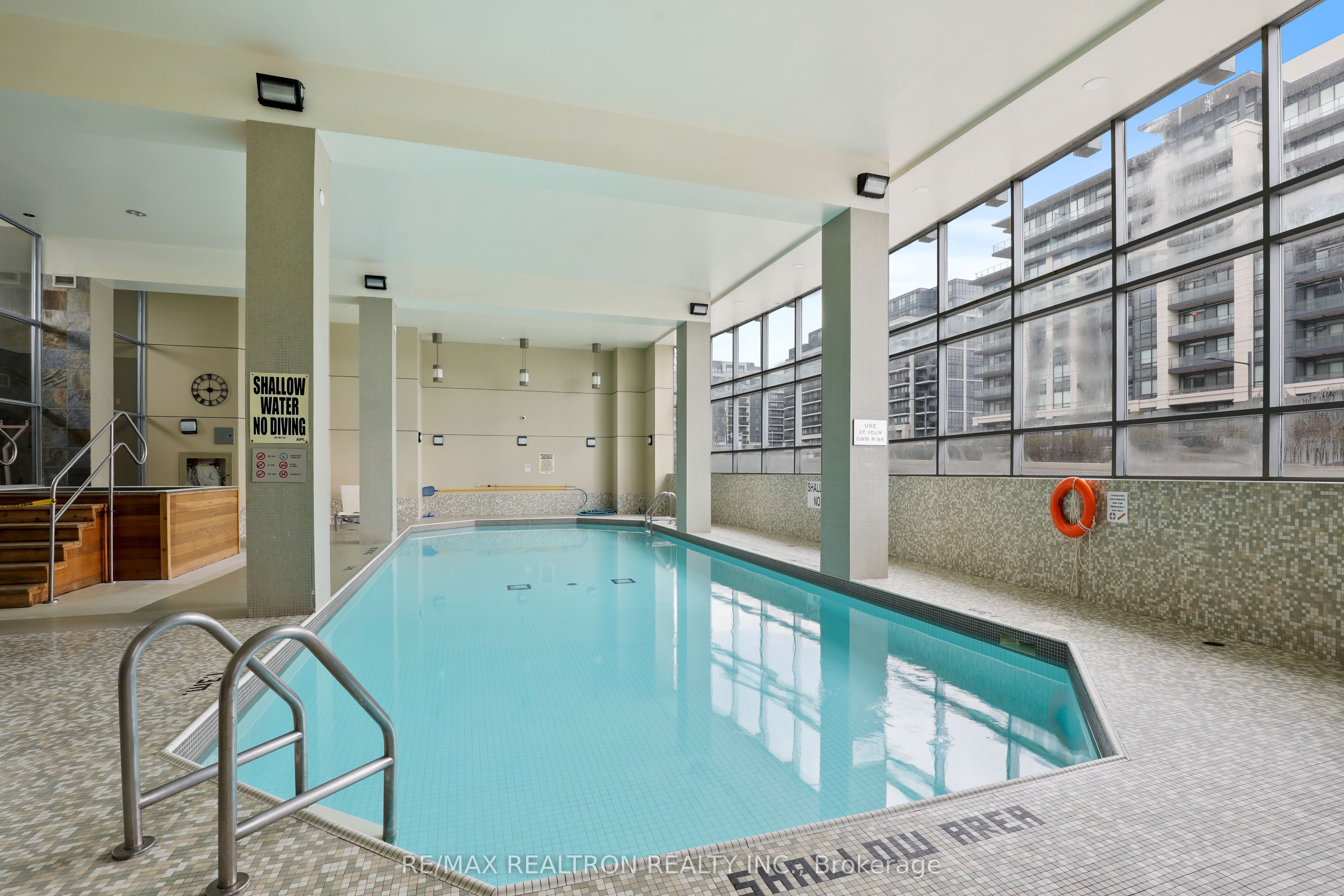 48 Suncrest Boulevard 112, Markham, ON L3T 7Y5 photo 3