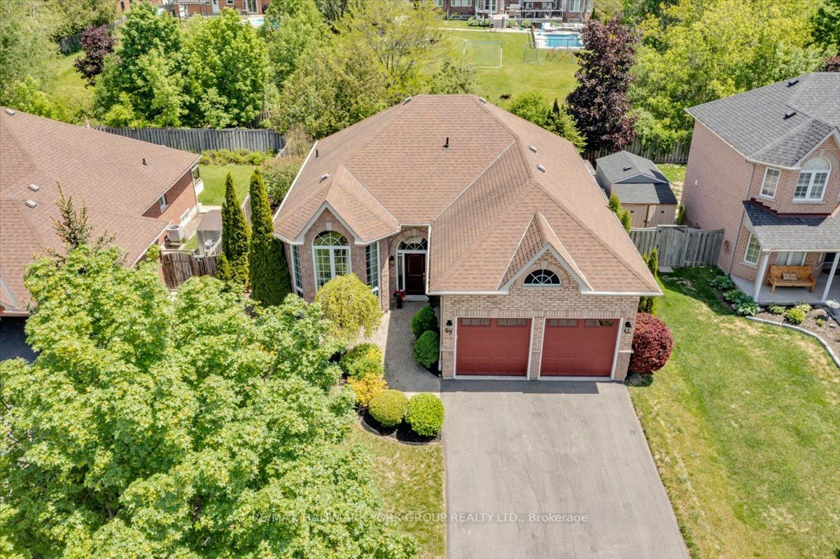 45 Highcastle Avenue, Georgina, ON L4P 4B5 photo 4