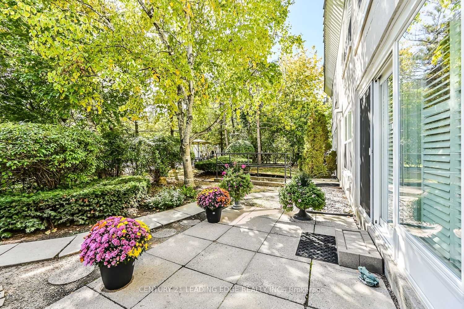 100 Anna Russell Way 103, Markham, ON L3R 6C7 photo 2