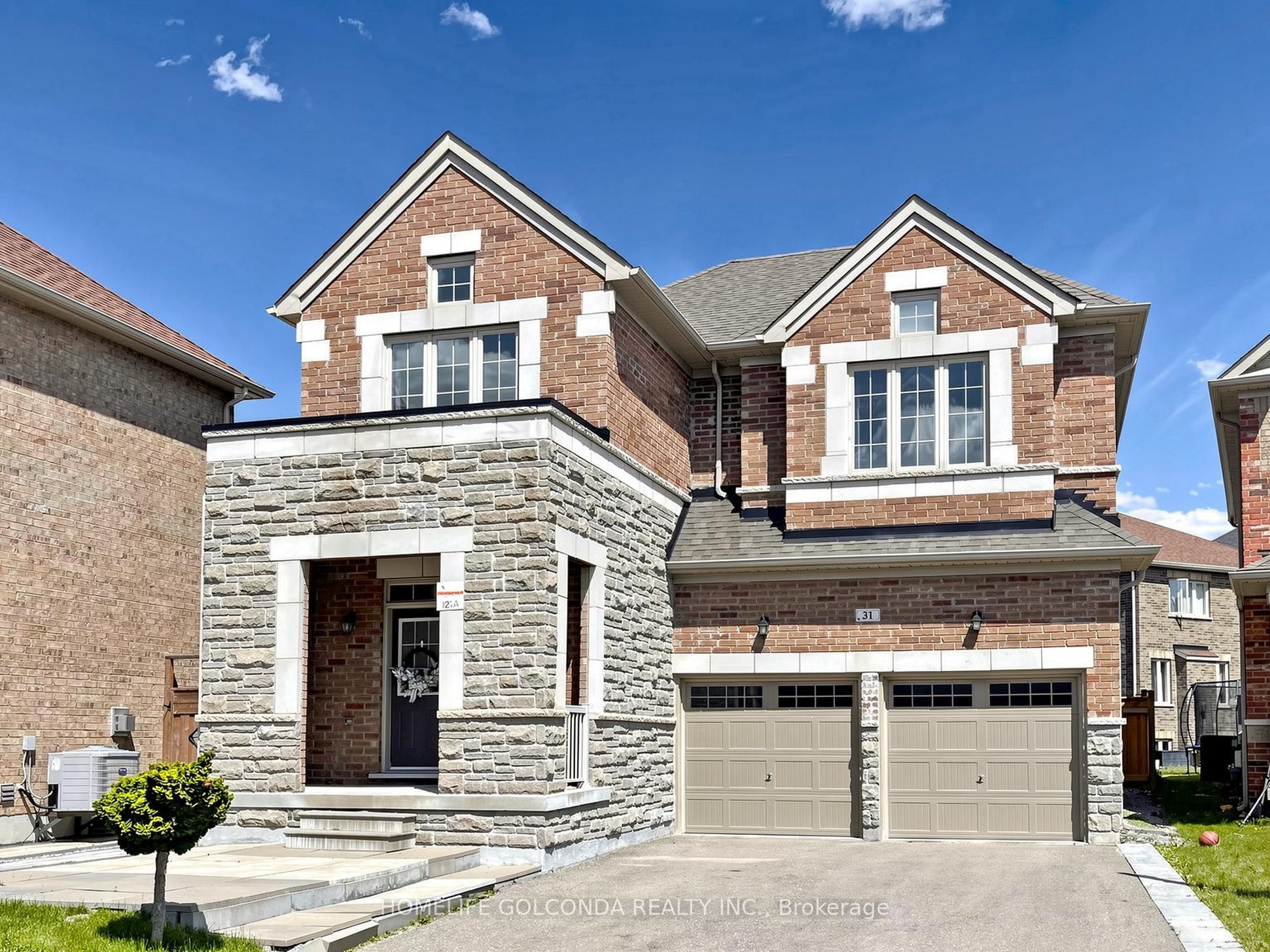 31 Bolsby Court, Aurora, ON L4G 1B7 photo 3