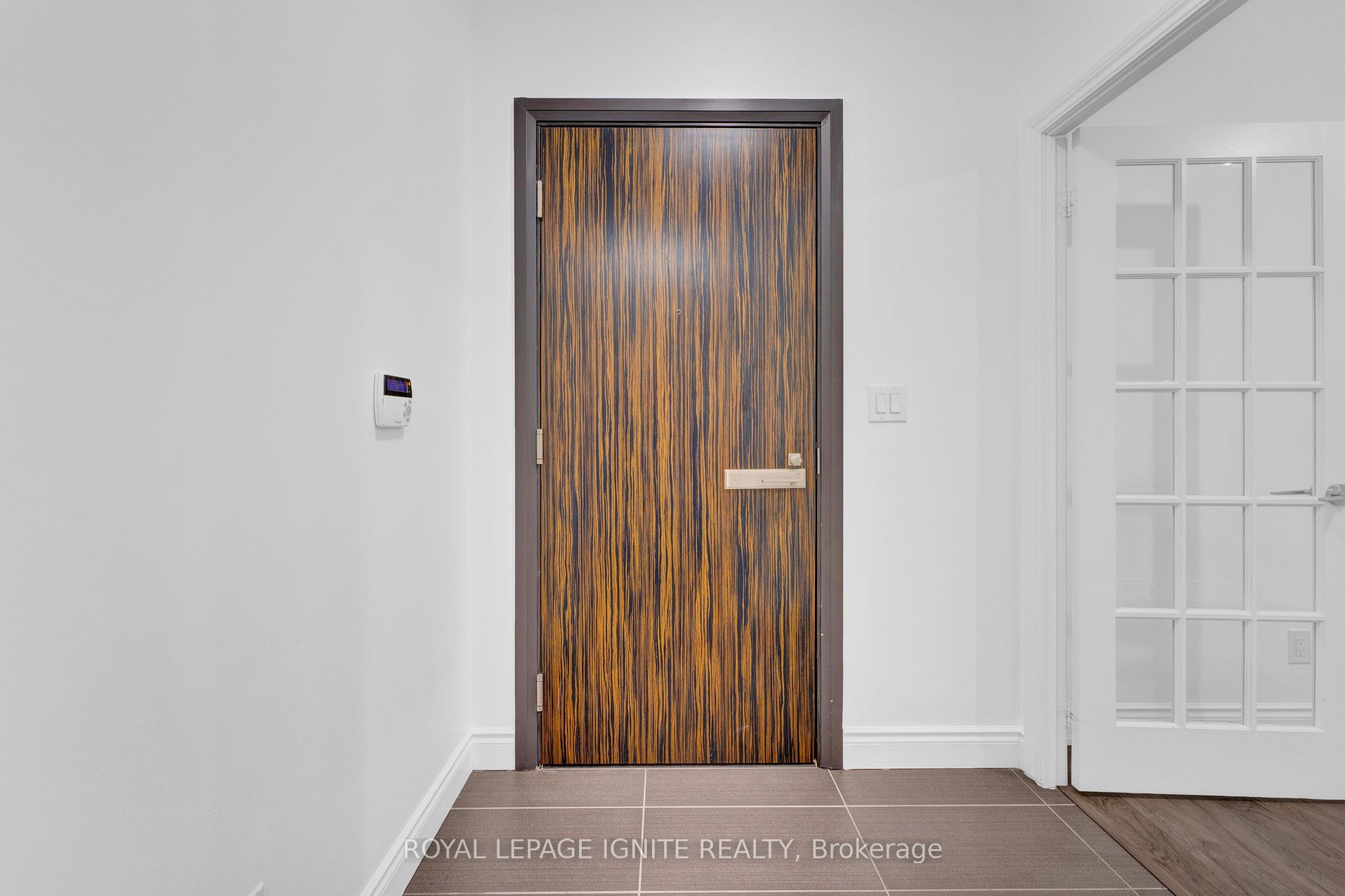 277 South Park Road 102, Markham, ON L3T 0B7 photo 4
