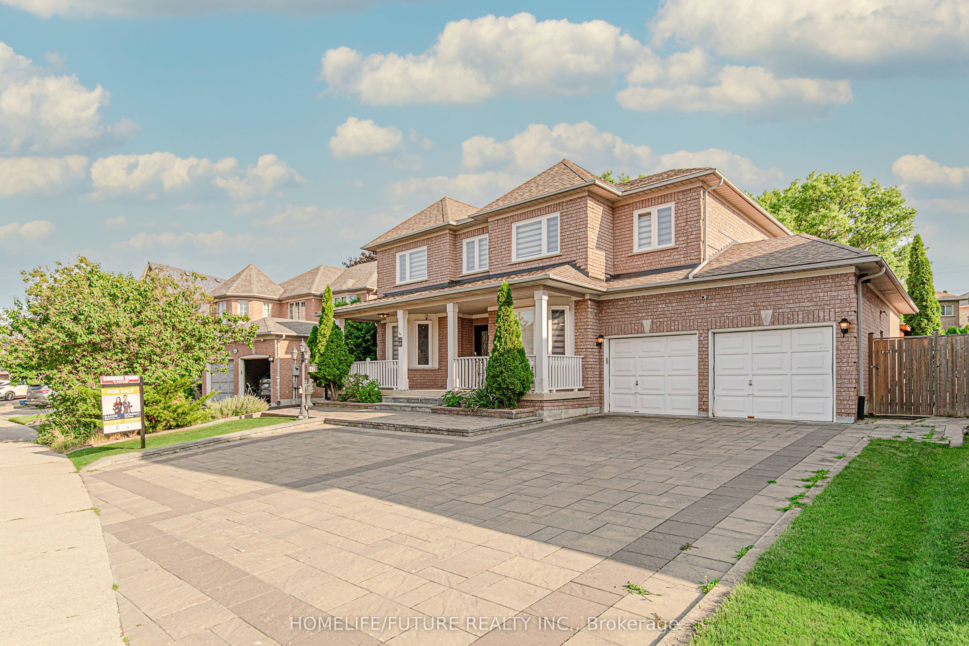 42 Boxwood Crescent, Markham, ON L3S 3P6 photo 2