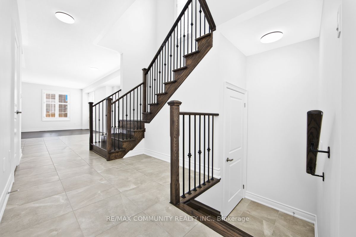 33 Liam Lane, Markham, ON L3S 3J5 photo 5