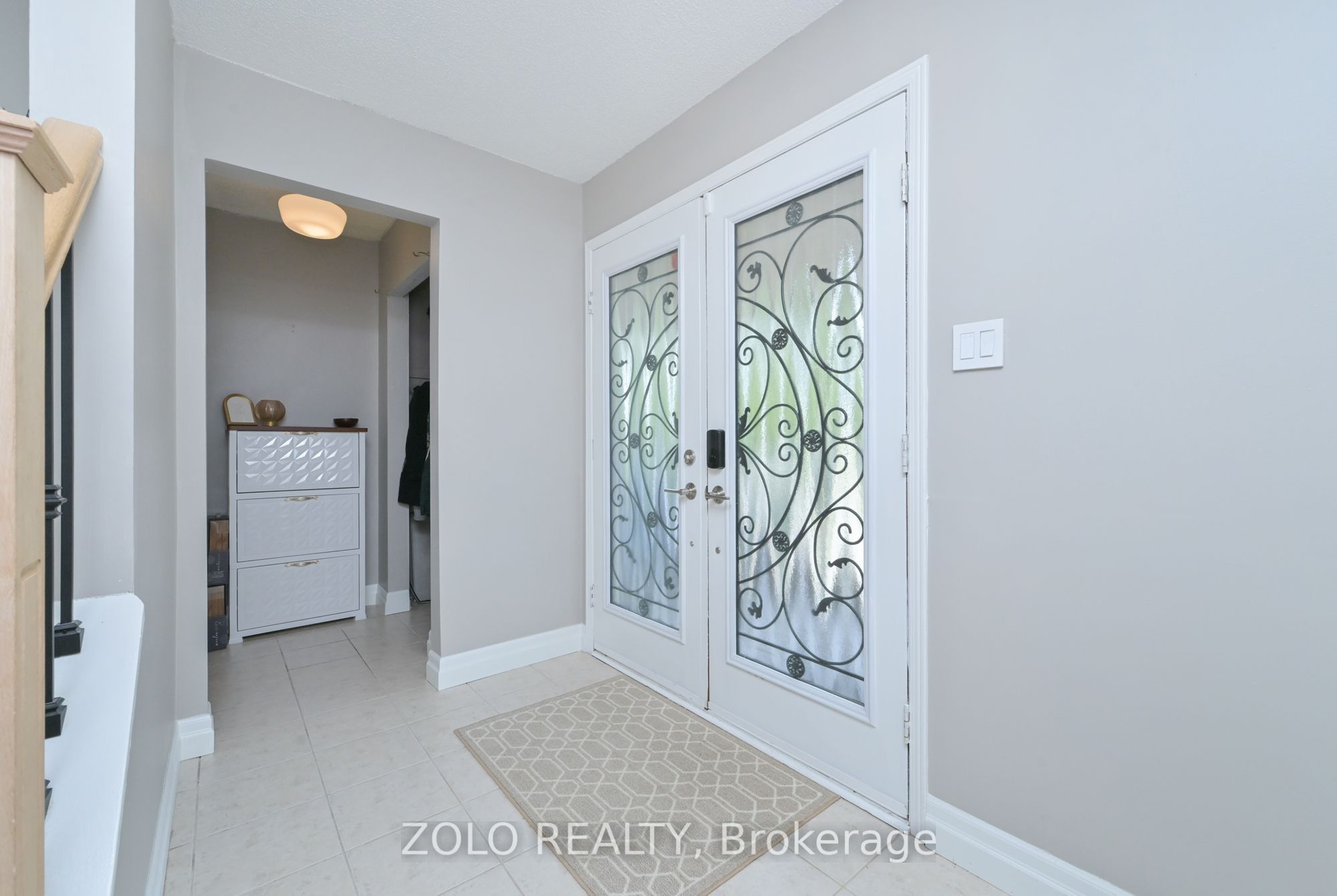 1077 Anna Maria Avenue, Innisfil, ON L9S 1W2 photo 4