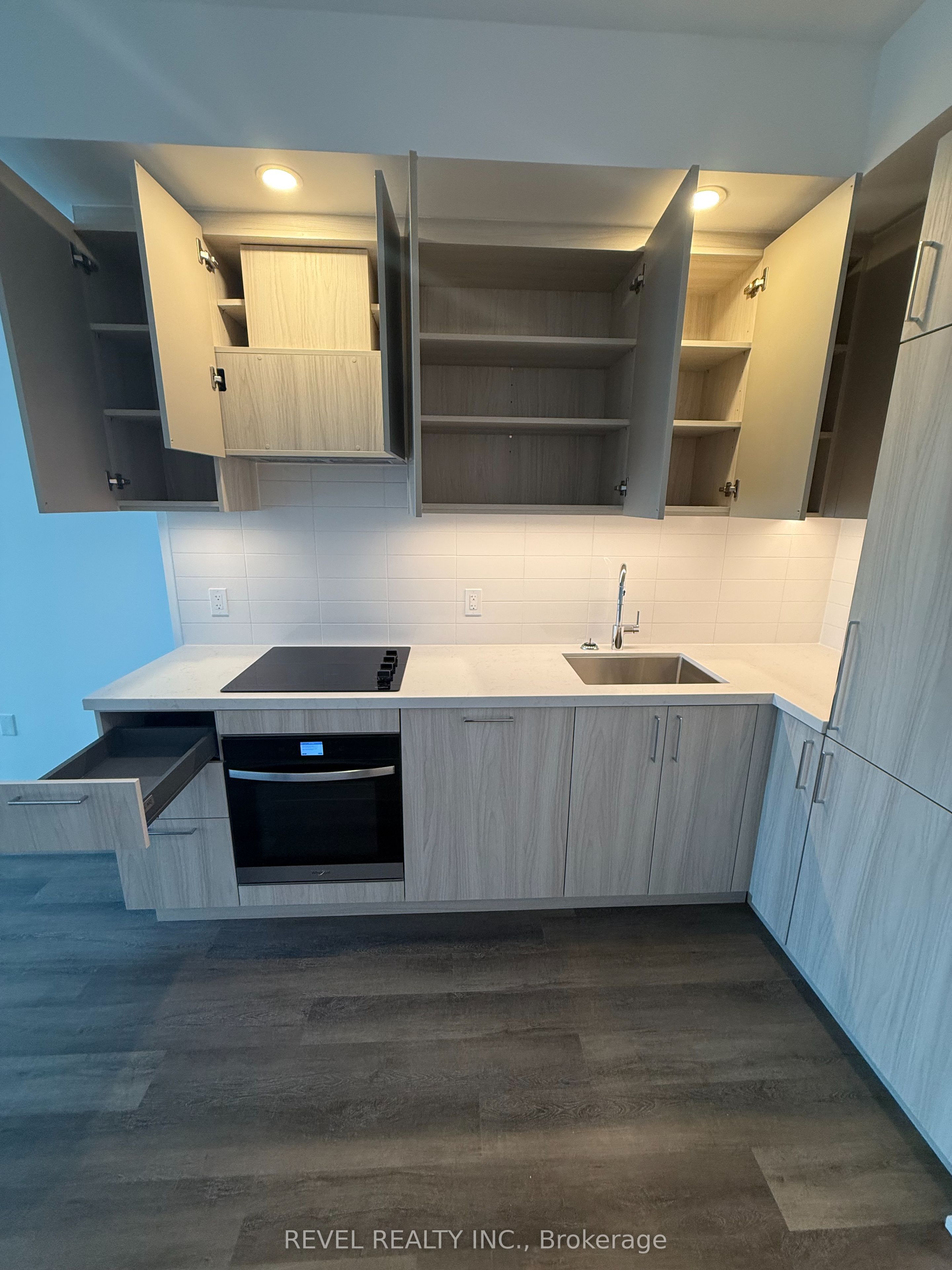 5 Meadowdale Rd Avenue S 516, Vaughan, ON L4K 0C7 photo 5