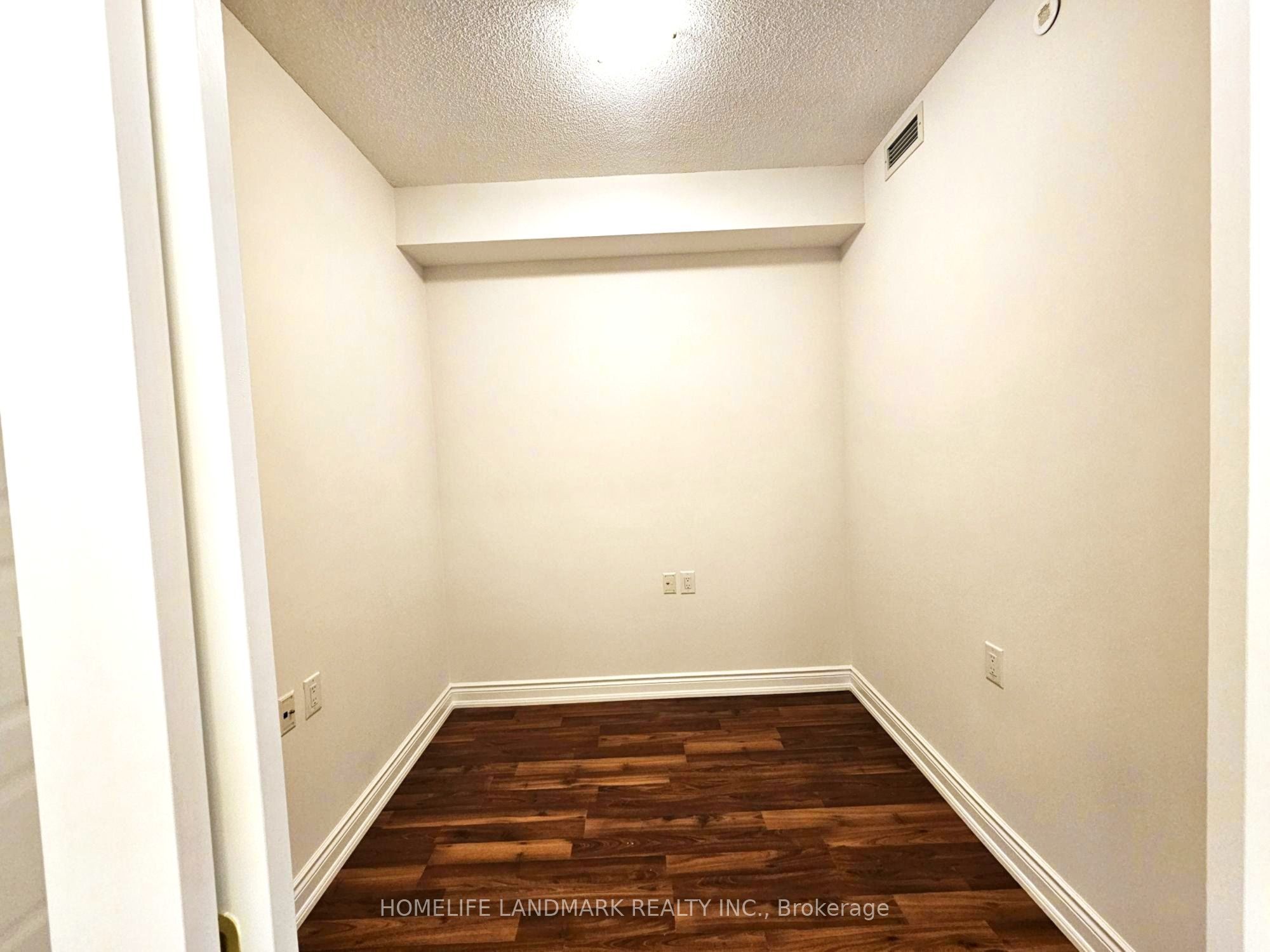 1 Sun Yat Sen Avenue, Markham, ON L3R 5K9 photo 2