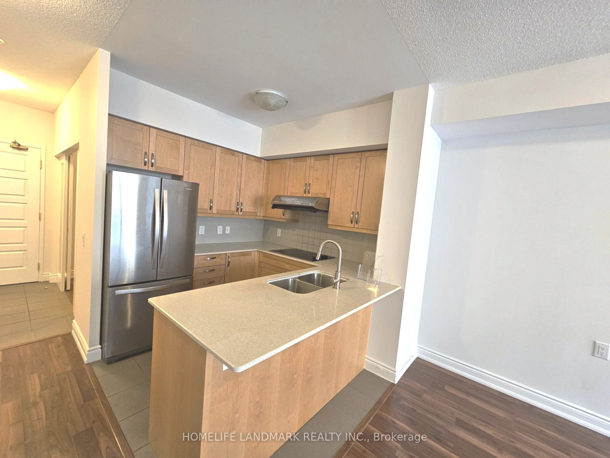 1 Sun Yat Sen Avenue, Markham, ON L3R 5K9 photo 4