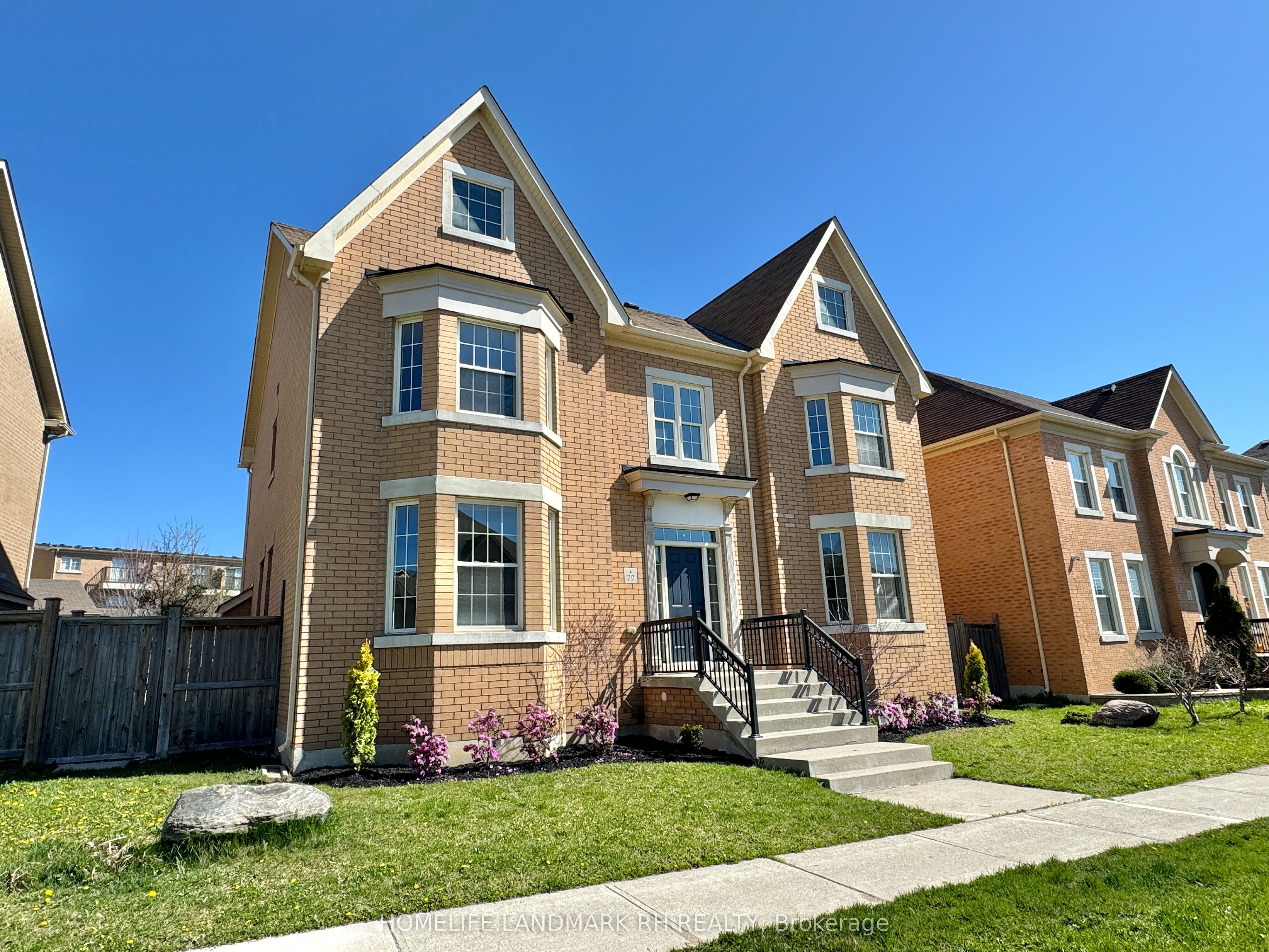 70 MURISON Drive, Markham, ON L6C 0J6 photo 3