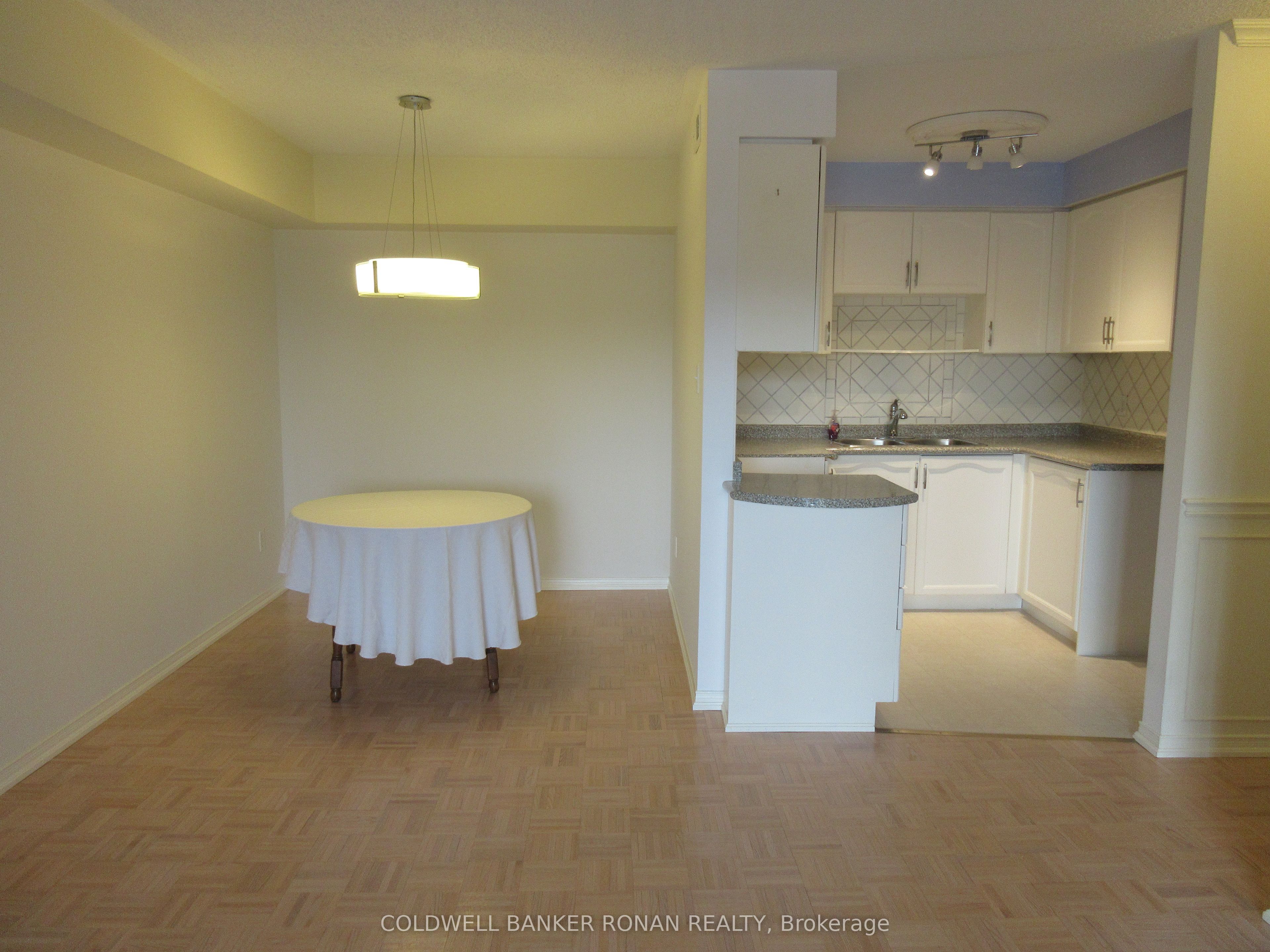 247 King Street N 314, New Tecumseth, ON L9R 1N4 photo 5