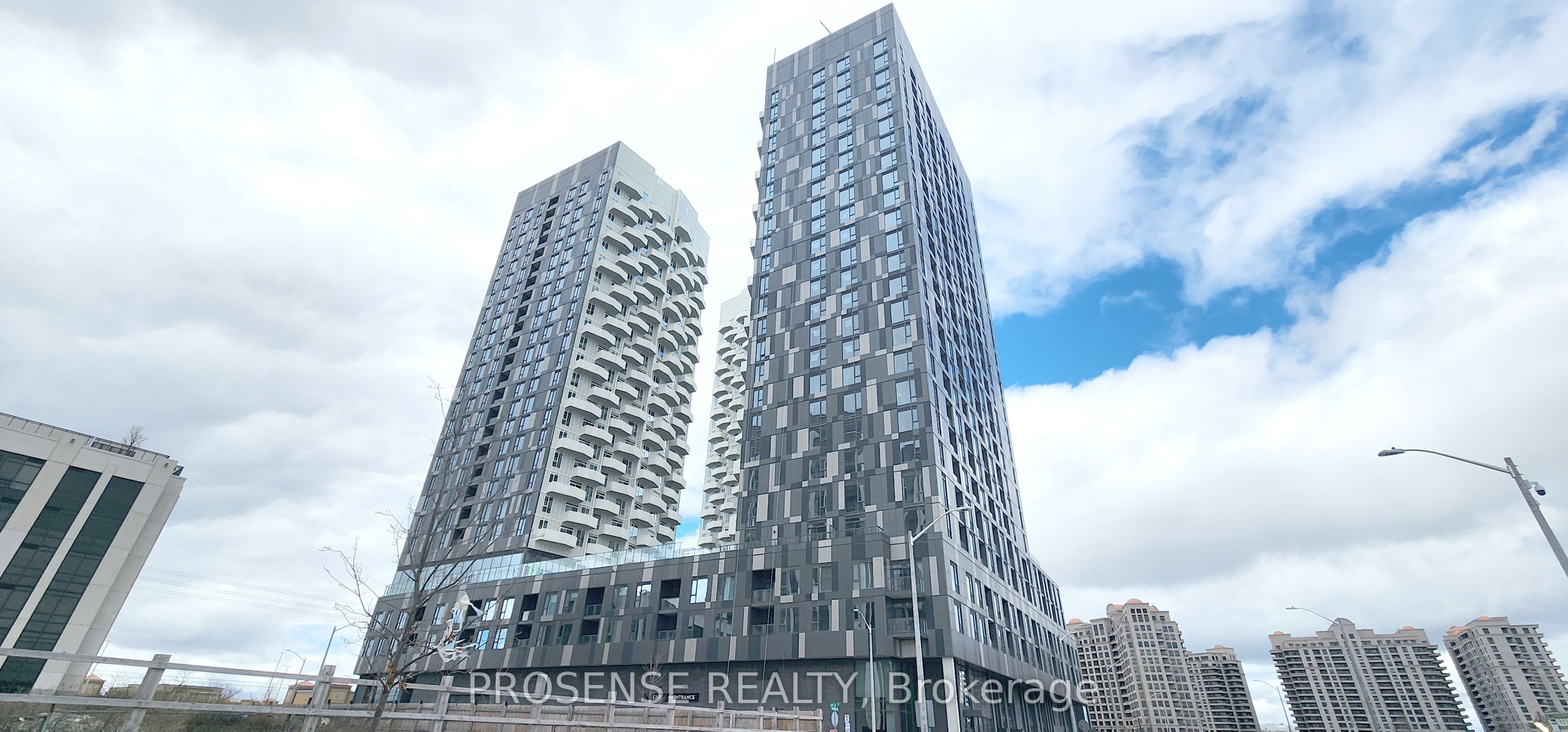 10 Abeja Street 2413, Vaughan, ON L4K 0R4 photo 2