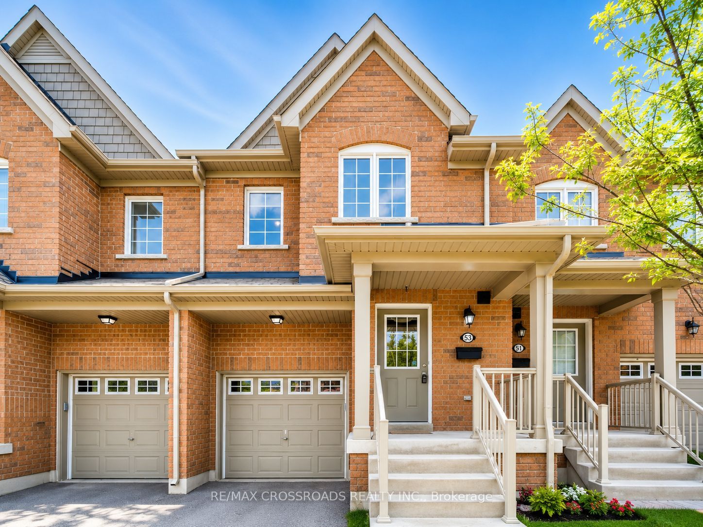 53 Edwin Pearson Street, Aurora, ON L4G 0S2