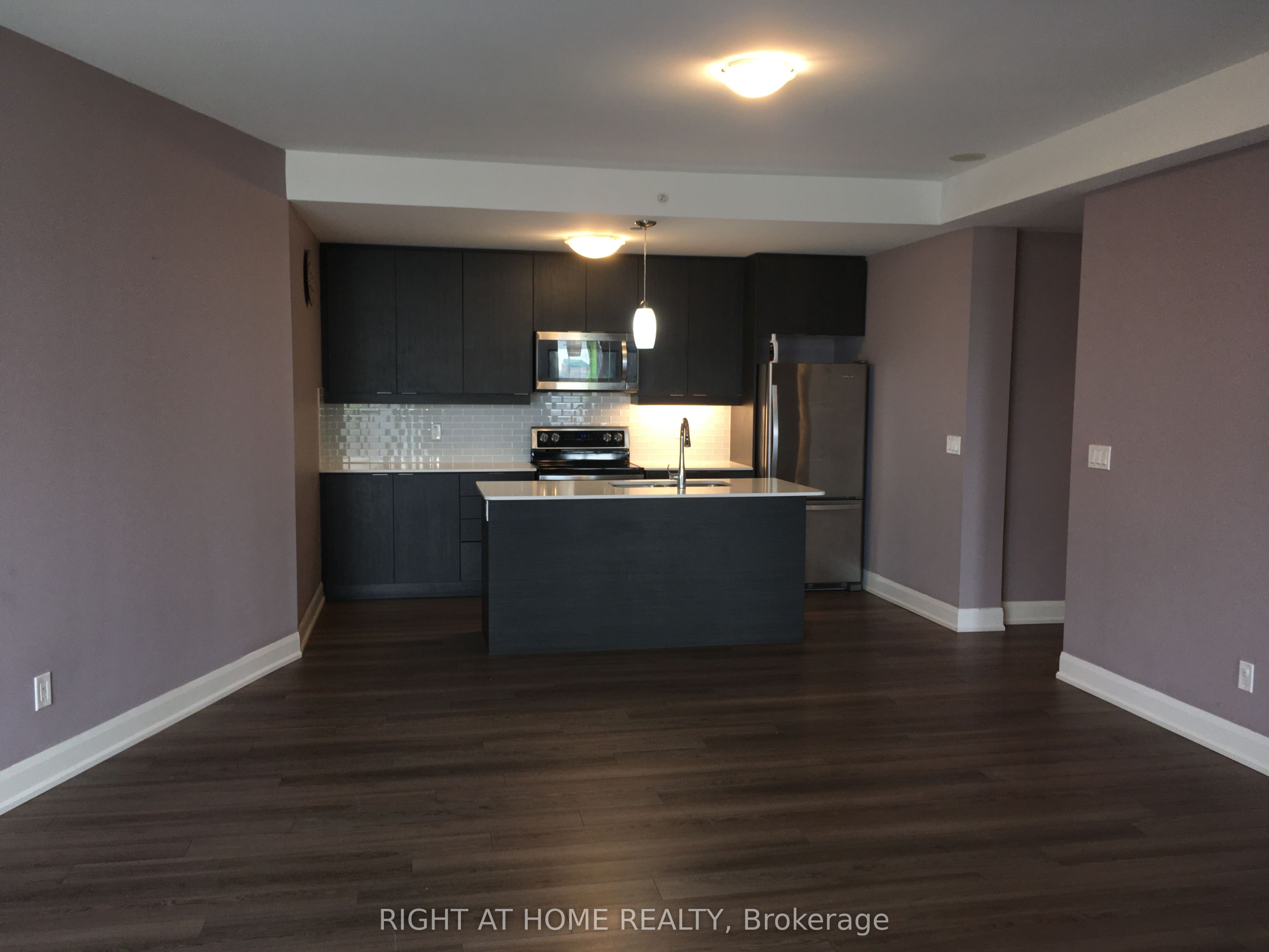 2910 Highway No, 7 Road W 312, Vaughan, ON L4K 0H8 photo 3