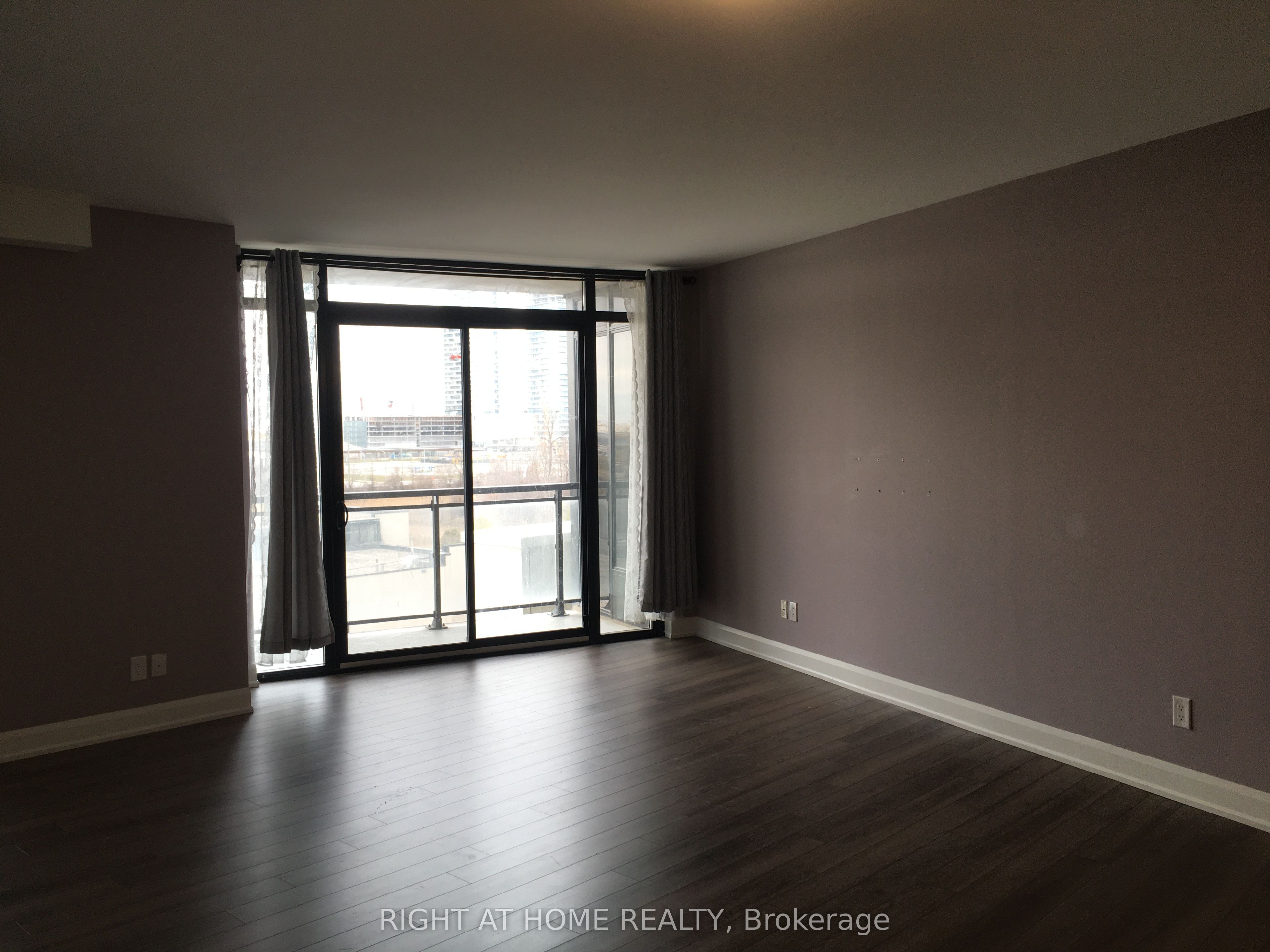 2910 Highway No, 7 Road W 312, Vaughan, ON L4K 0H8 photo 4