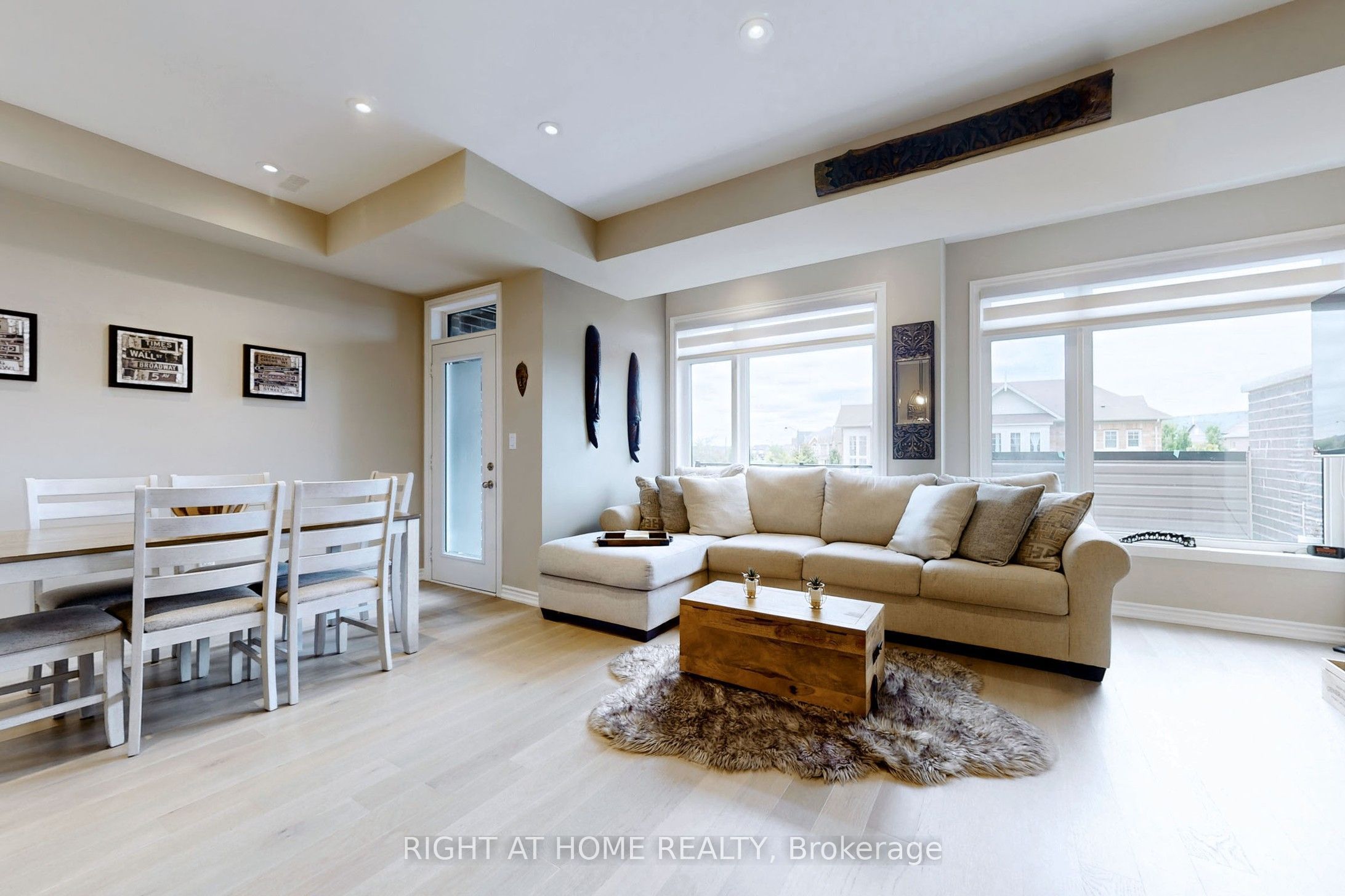 279 Moody Drive, Vaughan, ON L4H 3N5 photo 4