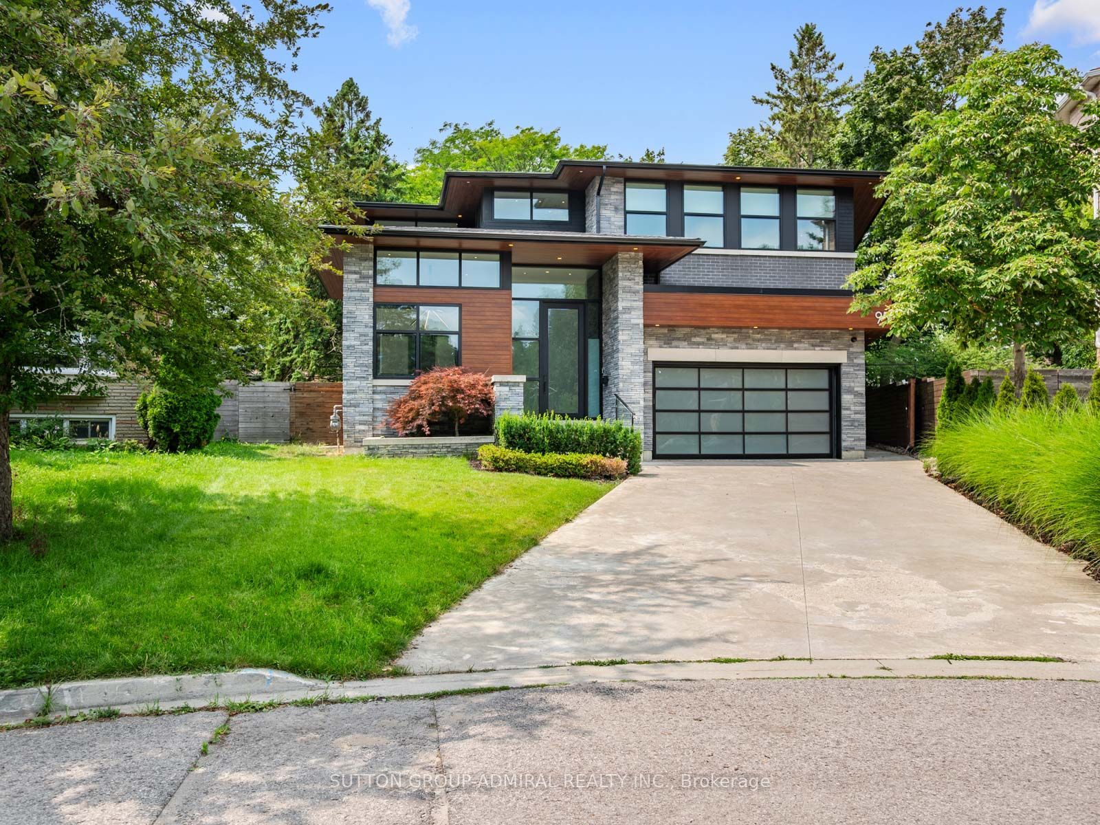 95 Penstock Court, Richmond Hill, ON L4C 4P3 photo 2