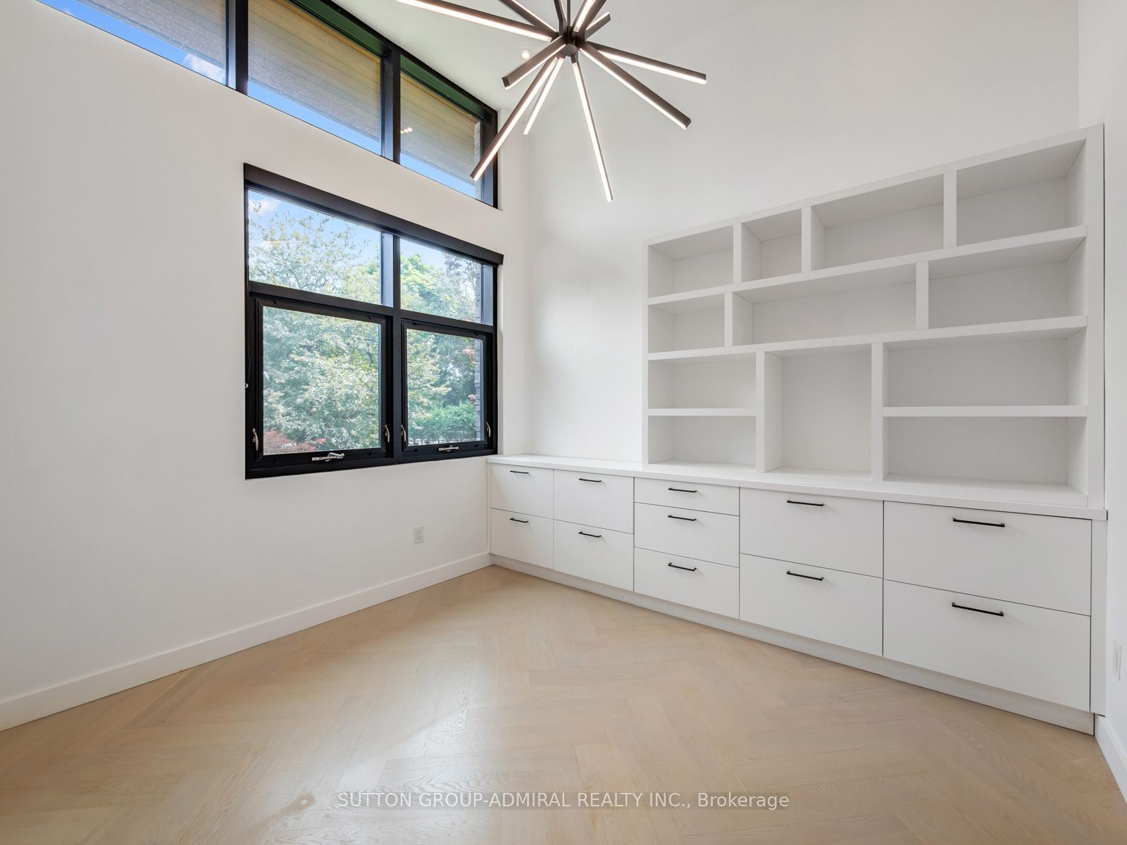 95 Penstock Court, Richmond Hill, ON L4C 4P3 photo 4