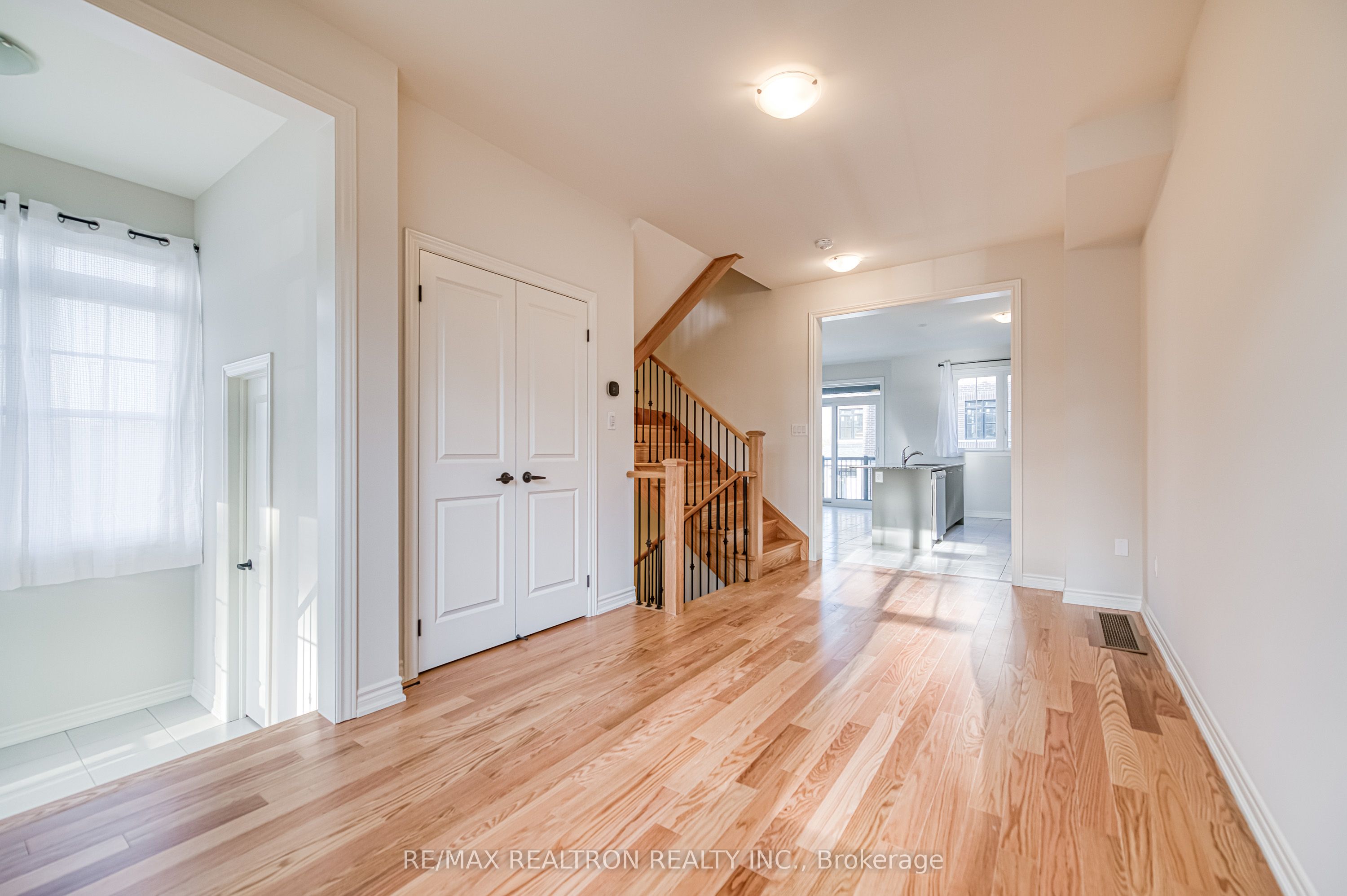 65 Main Street S, Markham, ON L3P 0P7 photo 4