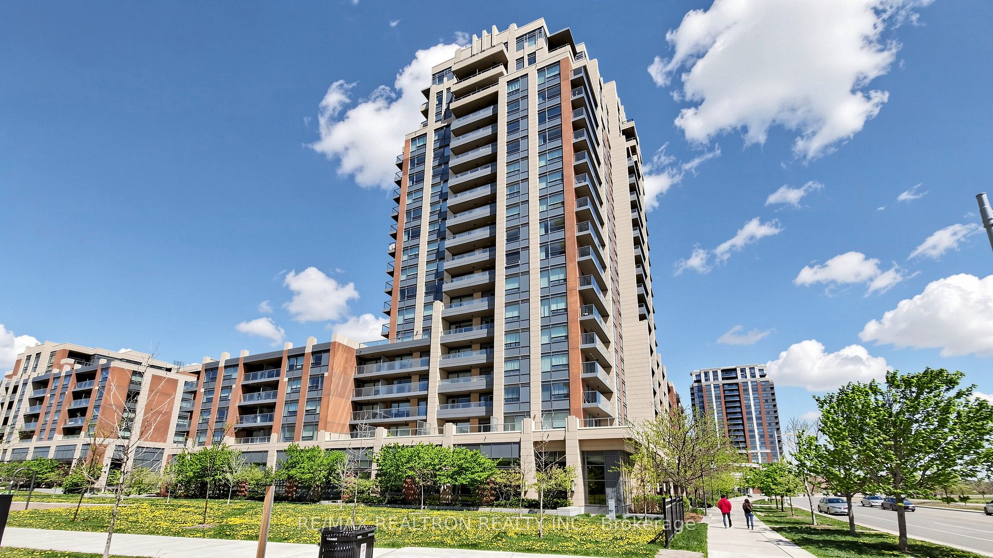 18 Uptown Drive 102, Markham, ON L3R 5M5 photo 3